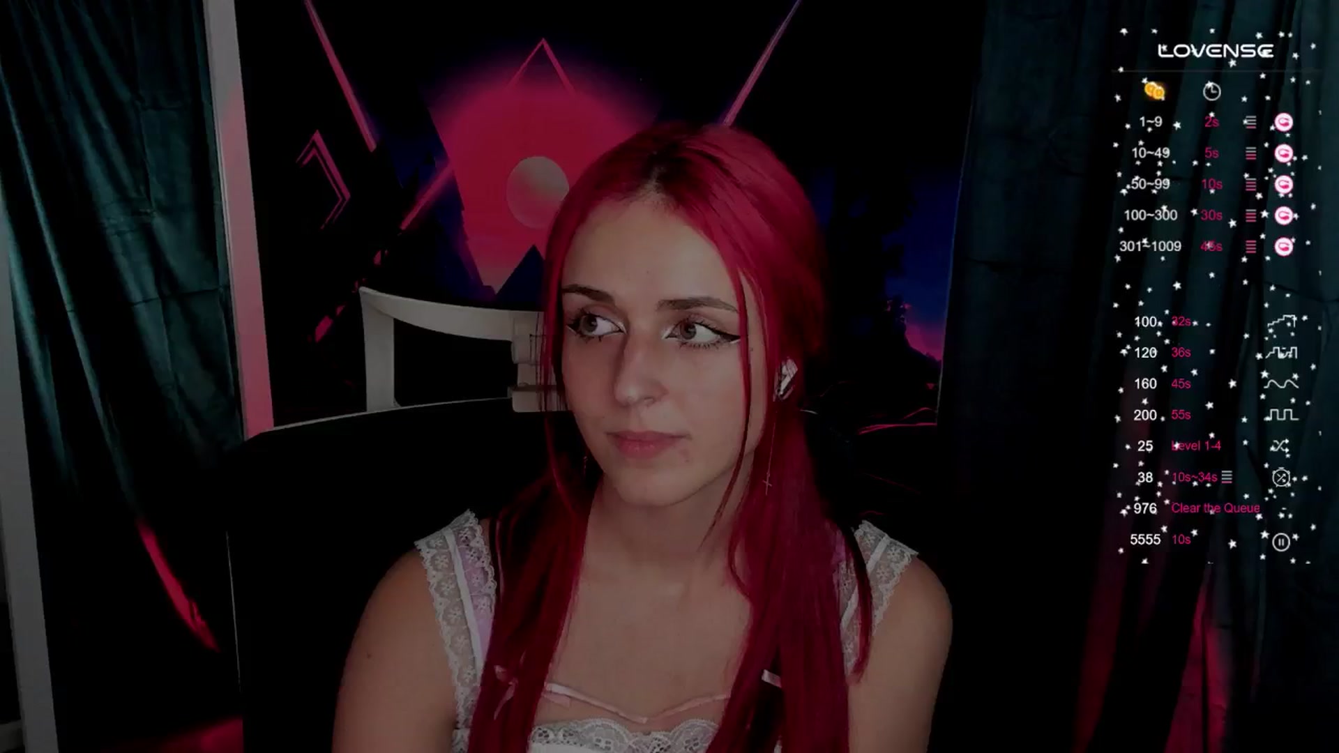 Gallery image thumbnail from Lurenn's myfreecams stream on, 10/07/2024, 23:50 image 14 of 20