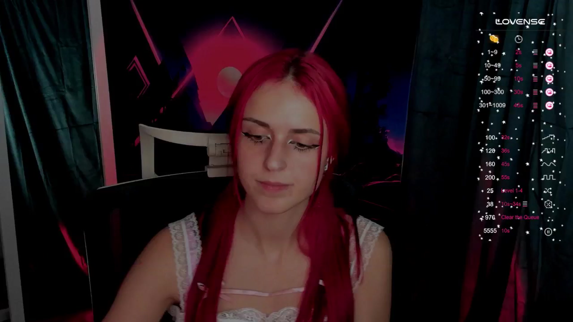 Gallery image thumbnail from Lurenn's myfreecams stream on, 10/07/2024, 23:50 image 15 of 20