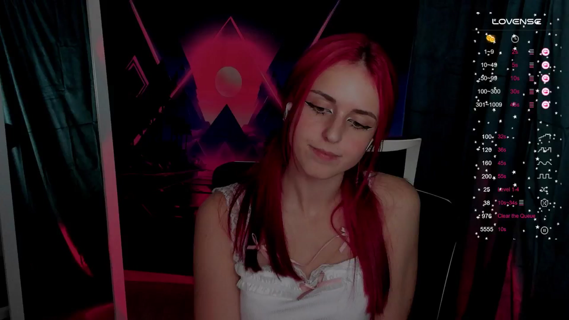 Gallery image thumbnail from Lurenn's myfreecams stream on, 10/08/2024, 01:05 image 2 of 20