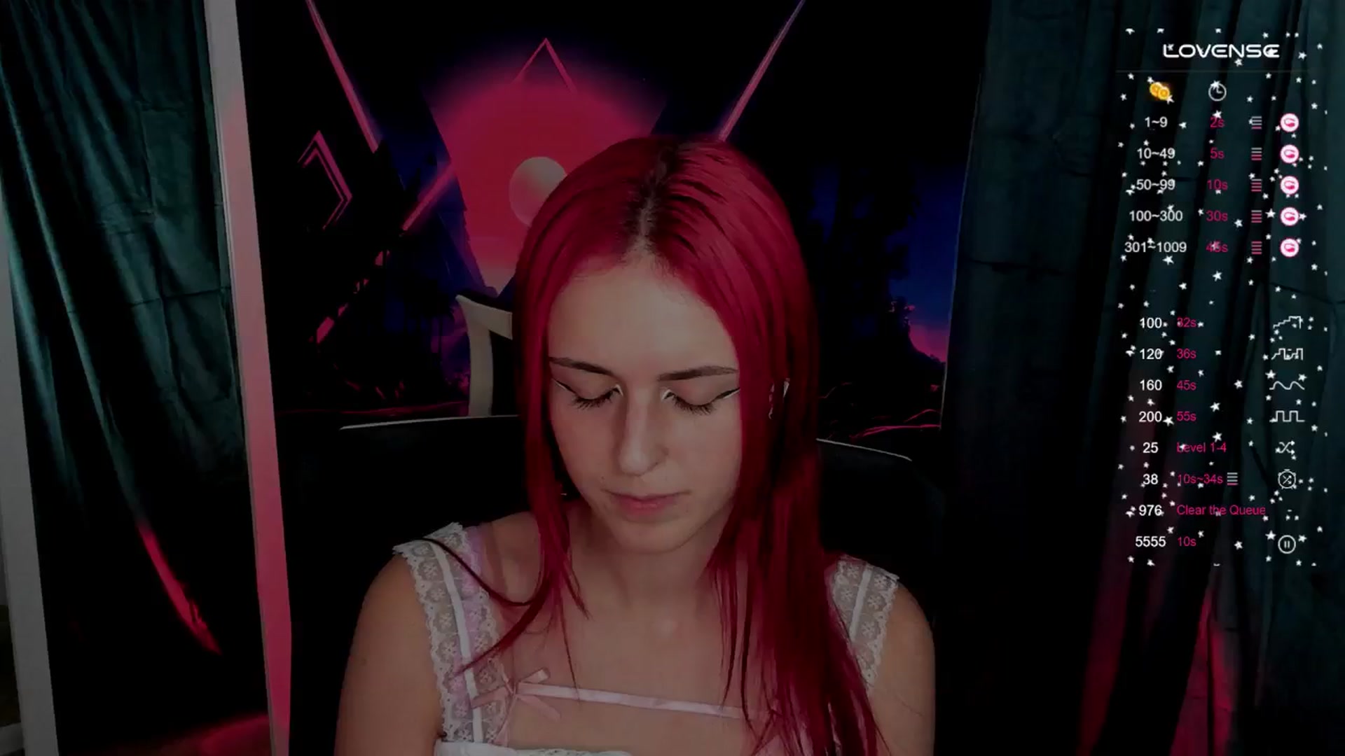 Gallery image thumbnail from Lurenn's myfreecams stream on, 10/08/2024, 01:05 image 15 of 20