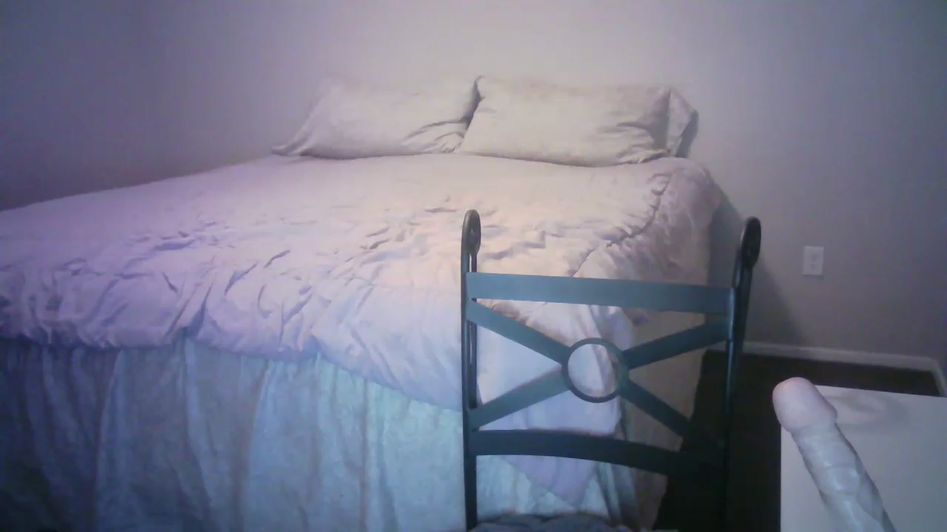 Gallery image thumbnail from LusciousLindz's myfreecams stream on, 12/12/2022, 02:53 image 6 of 20