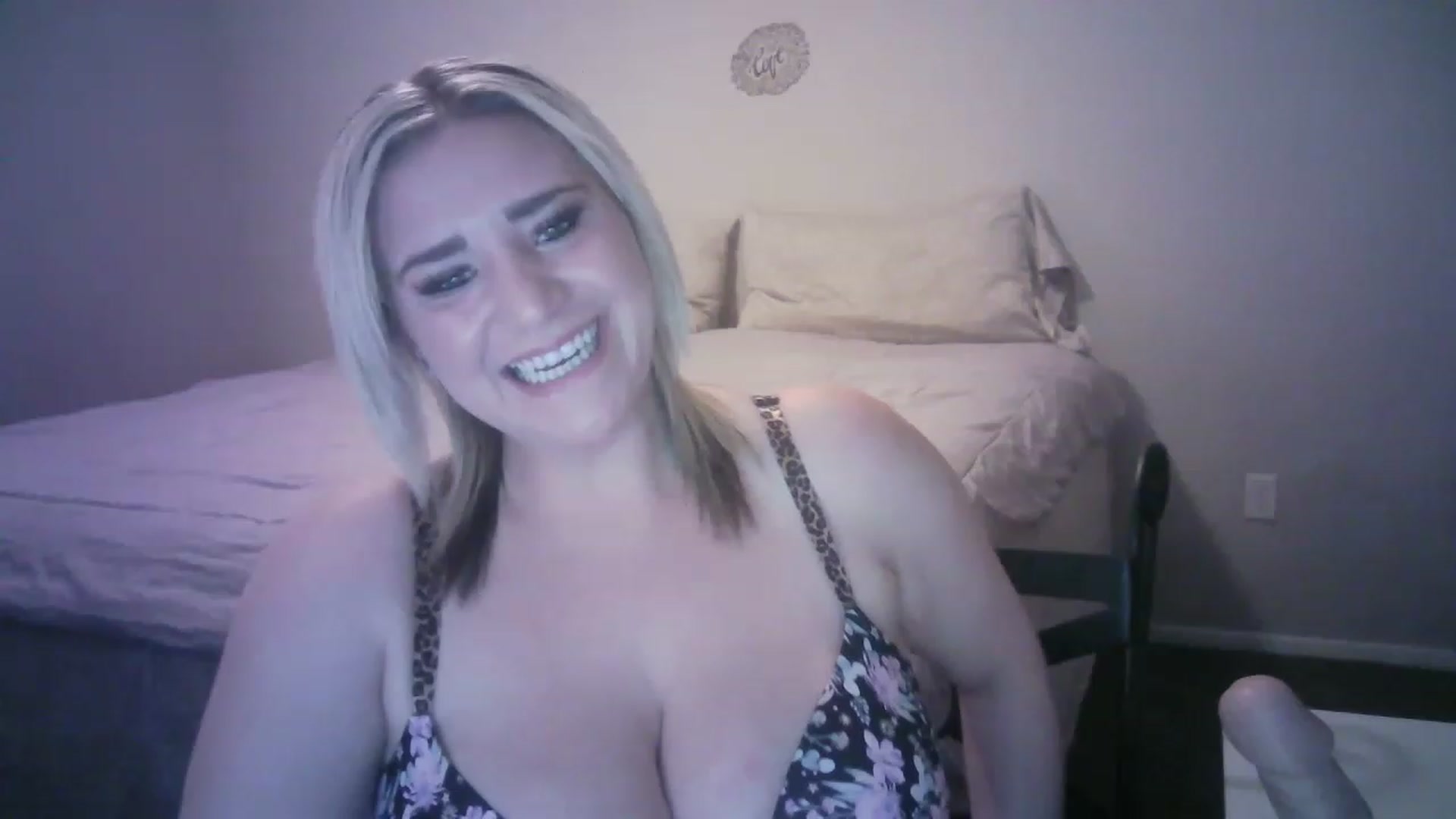 Gallery image thumbnail from LusciousLindz's myfreecams stream on, 01/13/2023, 18:57 image 13 of 20