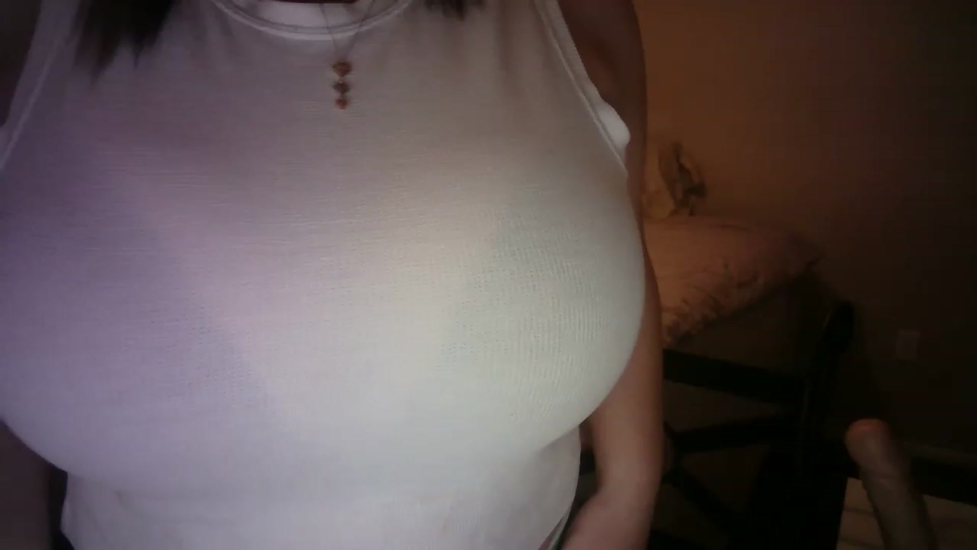 Gallery image thumbnail from LusciousLindz's myfreecams stream on, 07/15/2023, 19:37 image 19 of 20