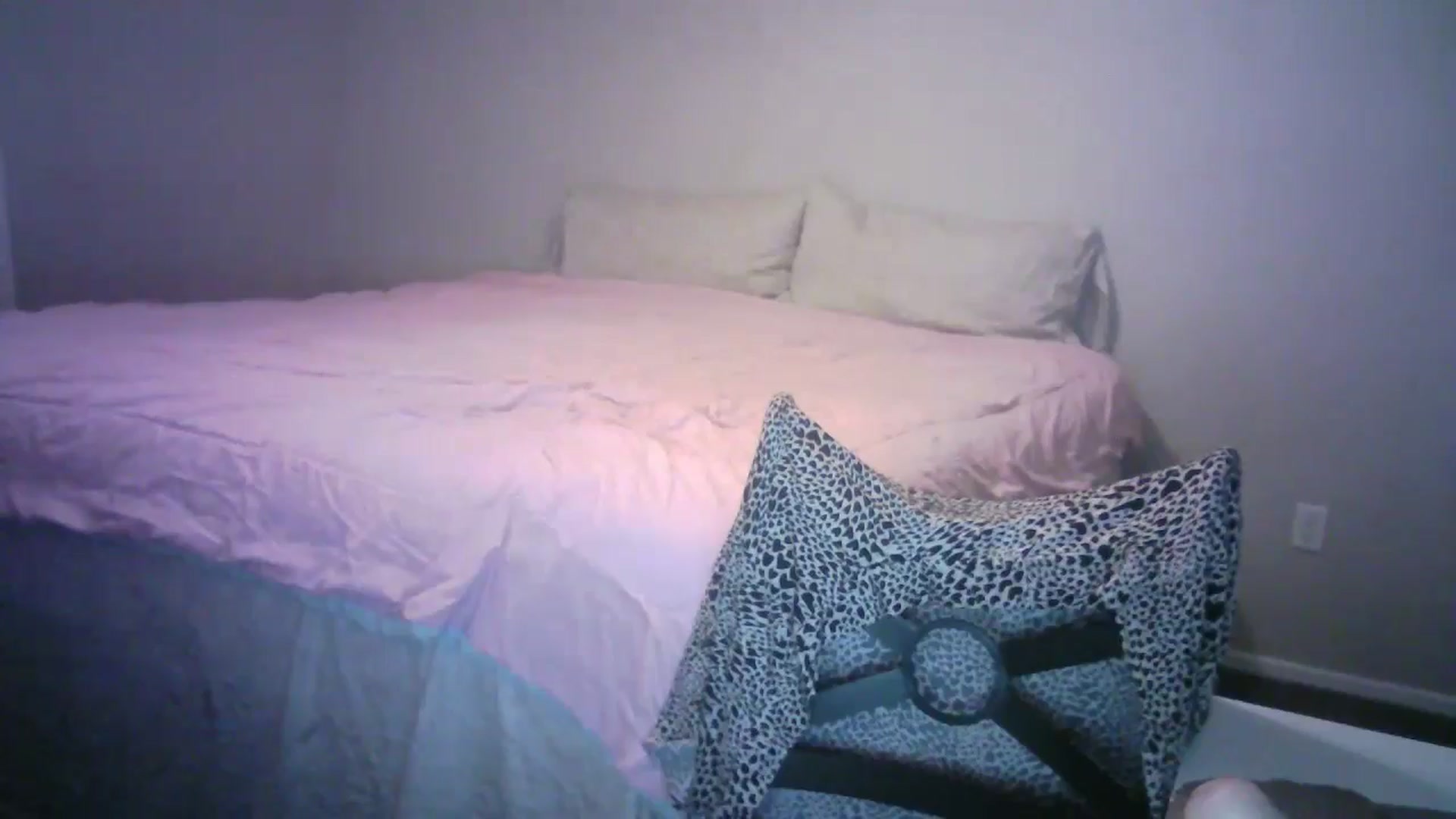 Gallery image thumbnail from LusciousLindz's myfreecams stream on, 05/14/2024, 02:06 image 8 of 20