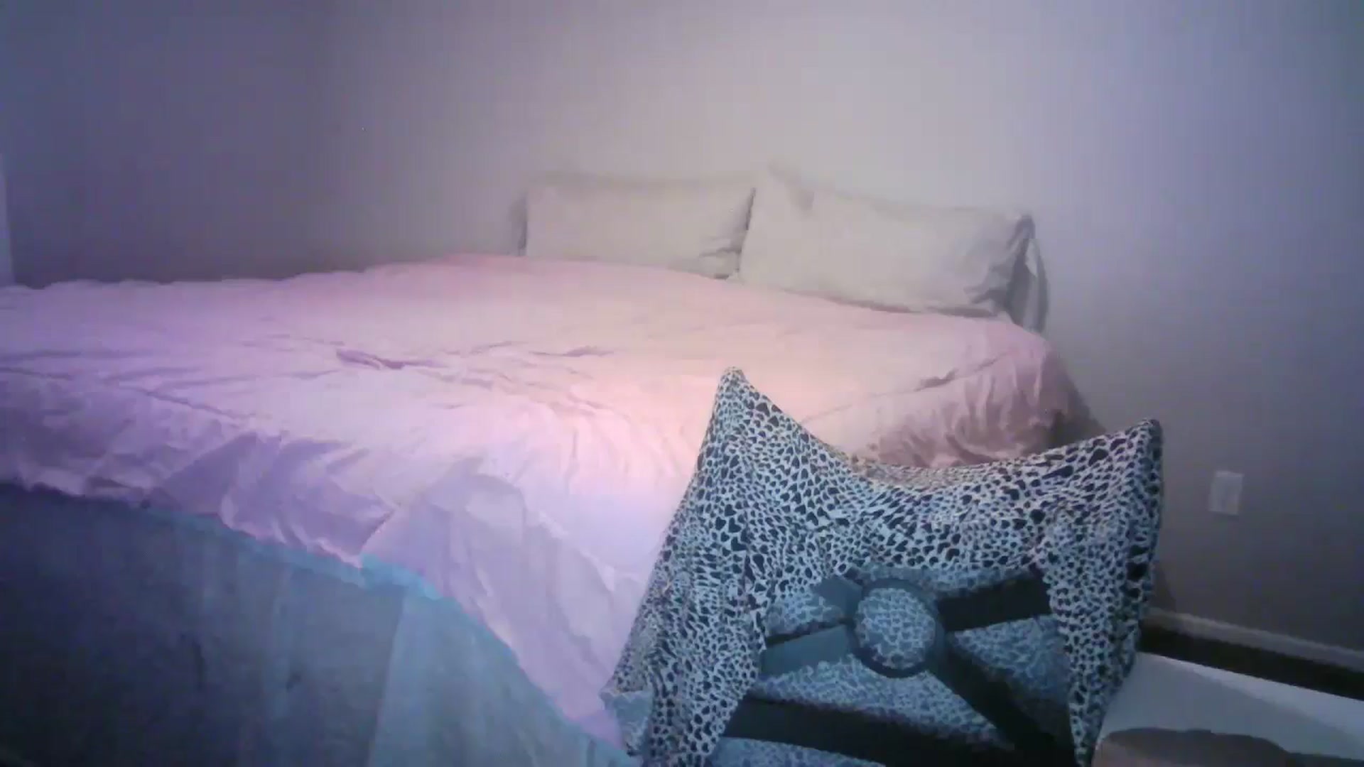 Gallery image thumbnail from LusciousLindz's myfreecams stream on, 05/14/2024, 02:26 image 11 of 20