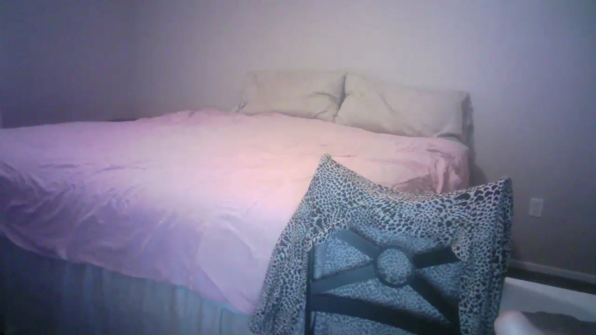 Gallery image thumbnail from LusciousLindz's myfreecams stream on, 05/28/2024, 01:49 image 10 of 20