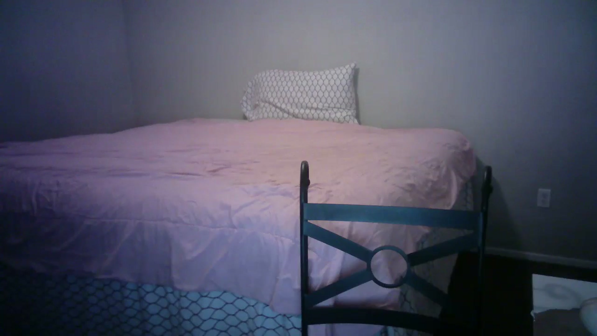 Gallery image thumbnail from LusciousLindz's myfreecams stream on, 07/15/2024, 24:12 image 14 of 20