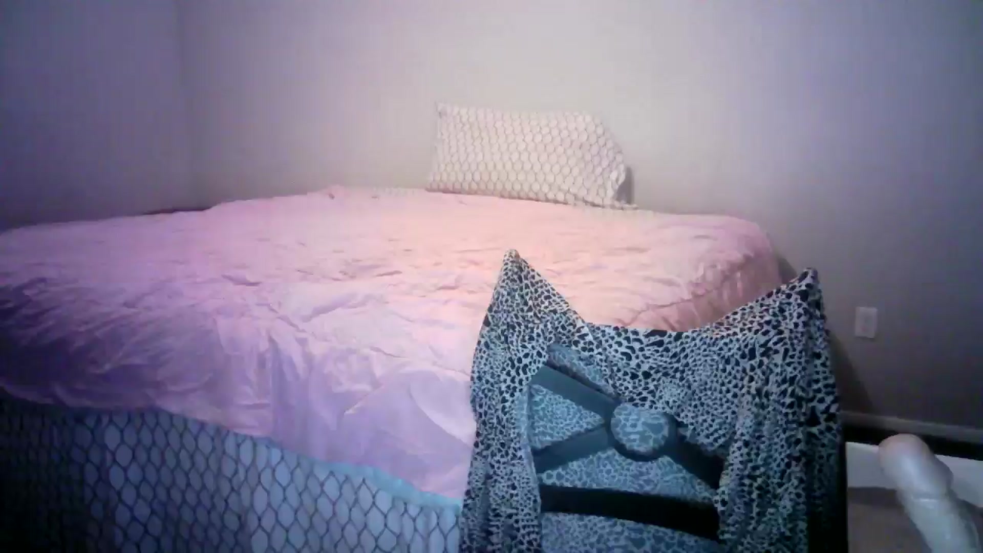 Gallery image thumbnail from LusciousLindz's myfreecams stream on, 09/30/2024, 03:47 image 9 of 20