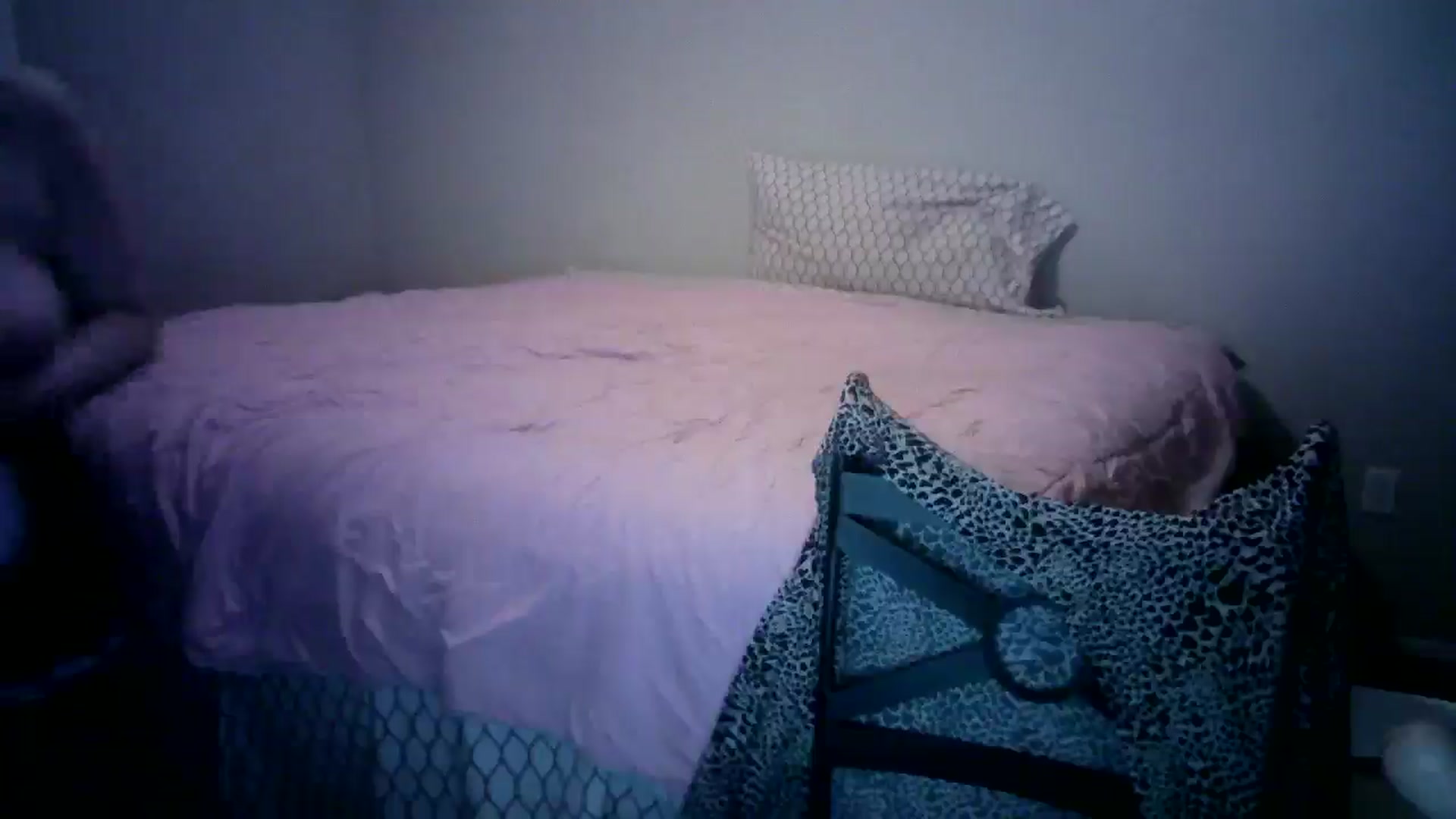 Gallery image thumbnail from LusciousLindz's myfreecams stream on, 12/16/2024, 04:00 image 7 of 20