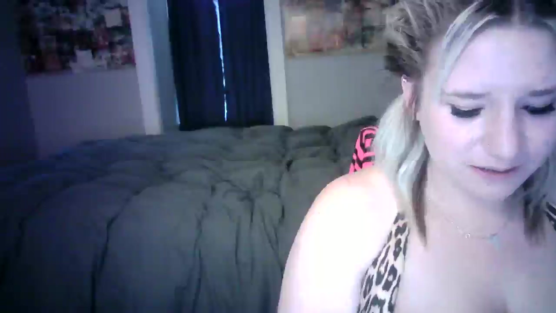 Gallery image thumbnail from LusciousLindz's myfreecams stream on, 05/13/2025, 17:11 image 20 of 20