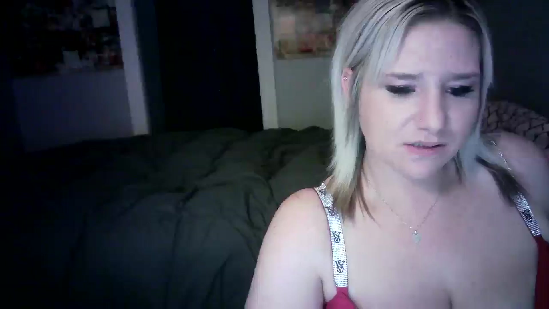 Gallery image thumbnail from LusciousLindz's myfreecams stream on, 05/15/2025, 17:40 image 19 of 20