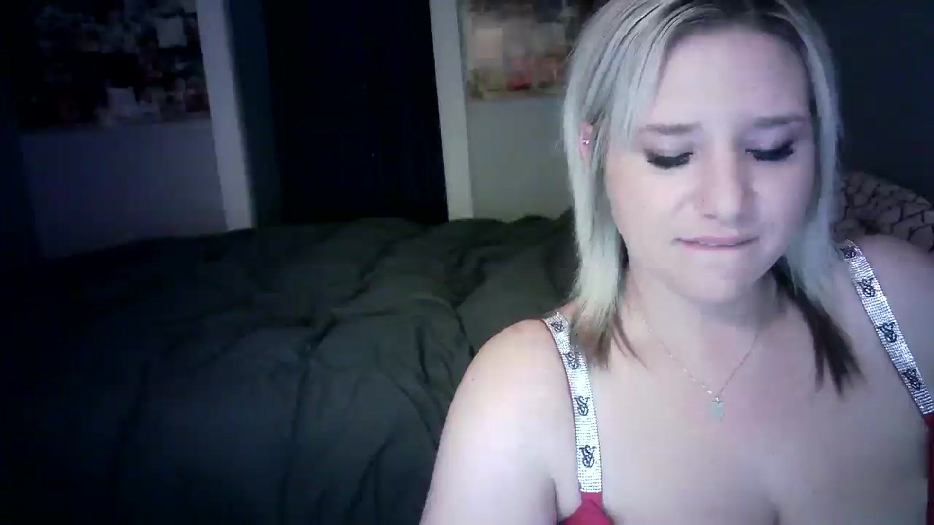 Gallery image thumbnail from LusciousLindz's myfreecams stream on, 05/15/2025, 17:40 image 20 of 20
