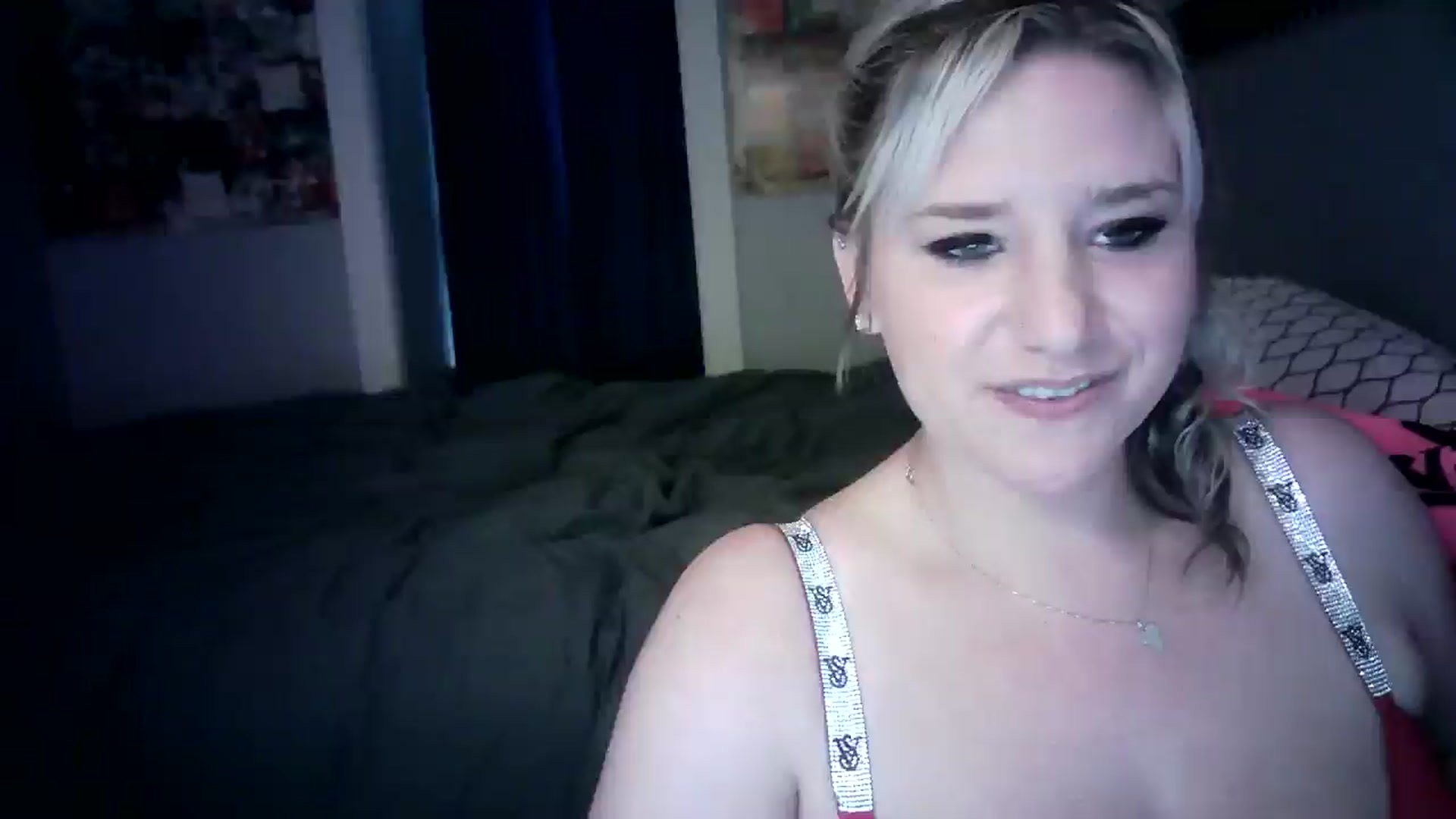 Gallery image thumbnail from LusciousLindz's myfreecams stream on, 05/20/2025, 15:33 image 11 of 20