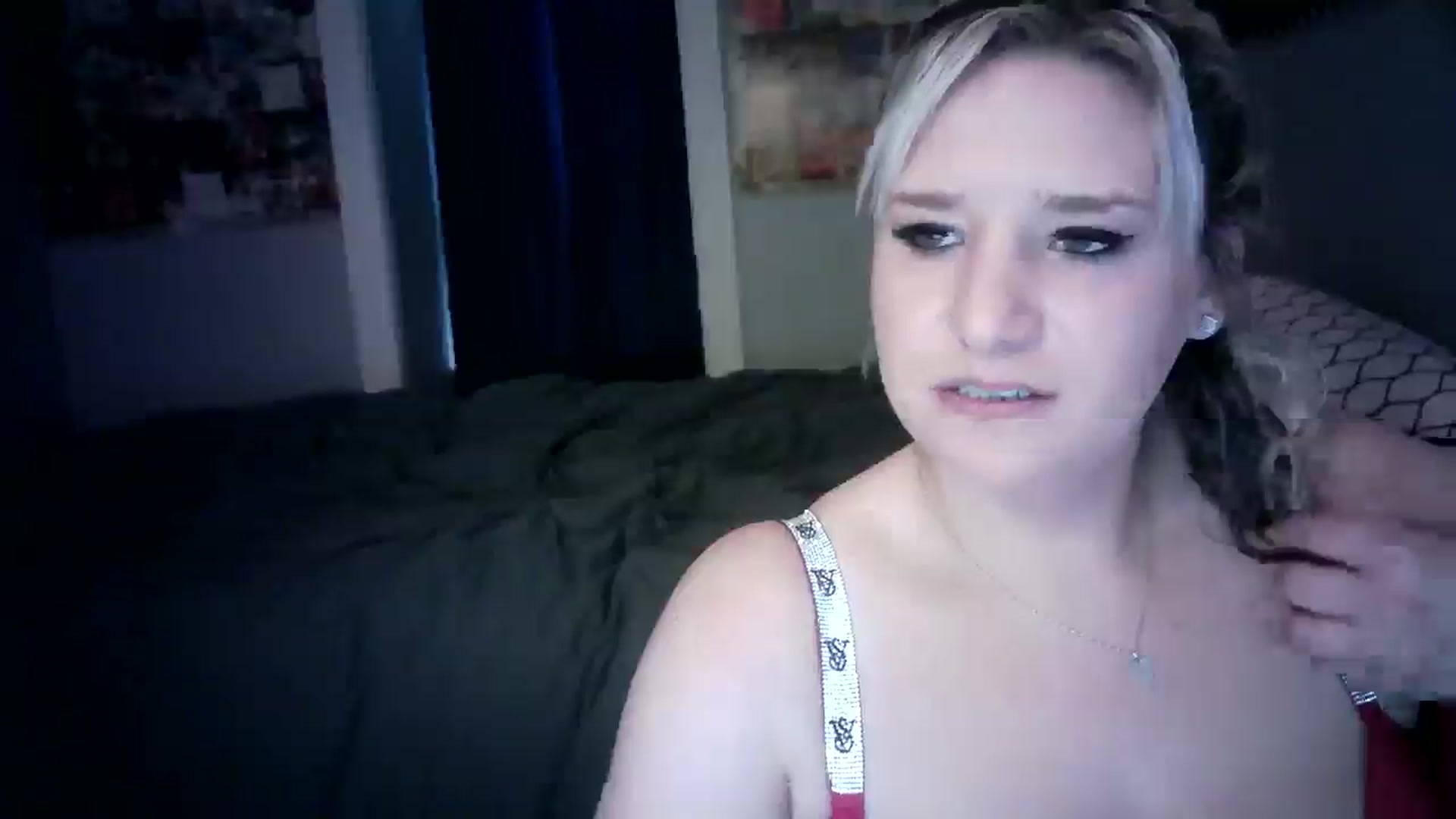 Gallery image thumbnail from LusciousLindz's myfreecams stream on, 05/20/2025, 15:33 image 2 of 20
