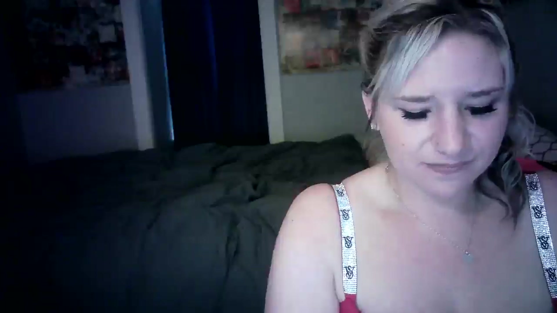 Gallery image thumbnail from LusciousLindz's myfreecams stream on, 05/20/2025, 15:33 image 9 of 20
