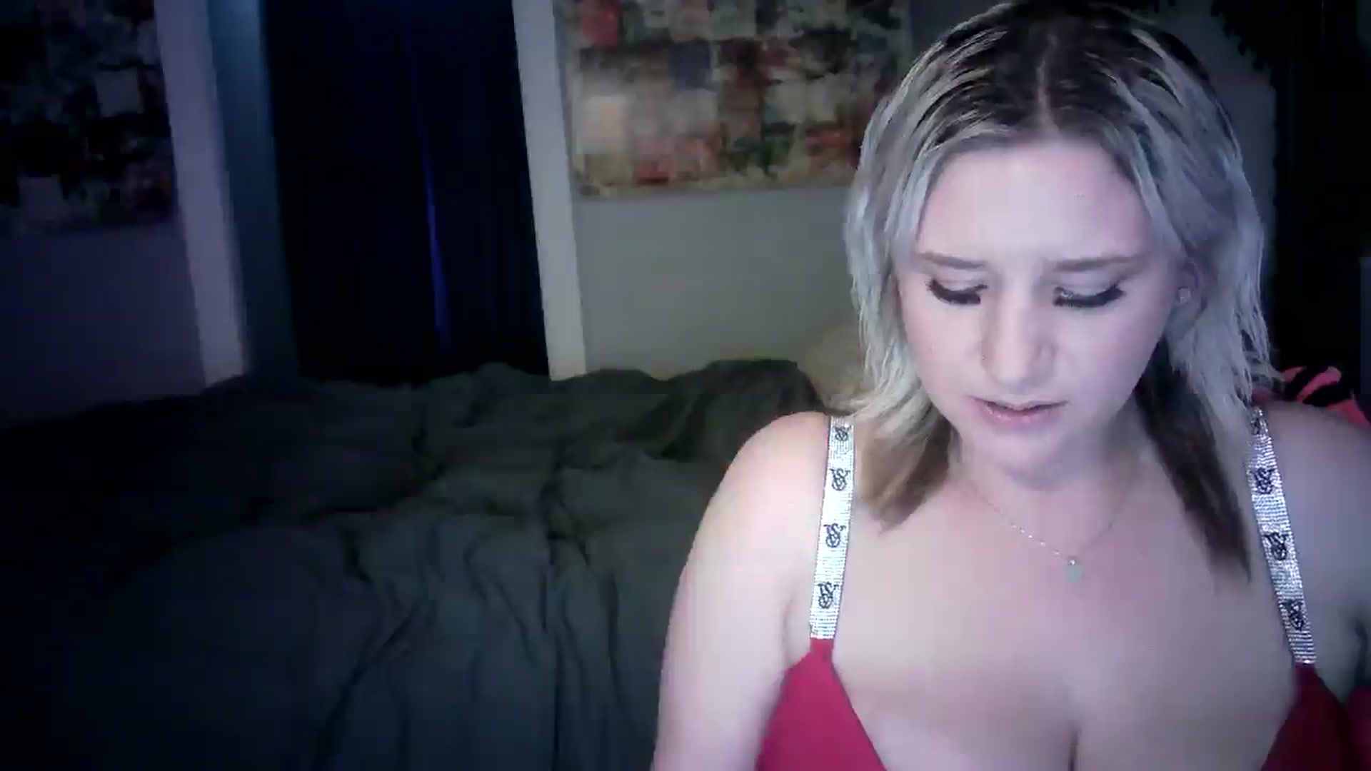 Gallery image thumbnail from LusciousLindz's myfreecams stream on, 05/27/2025, 16:16 image 5 of 20