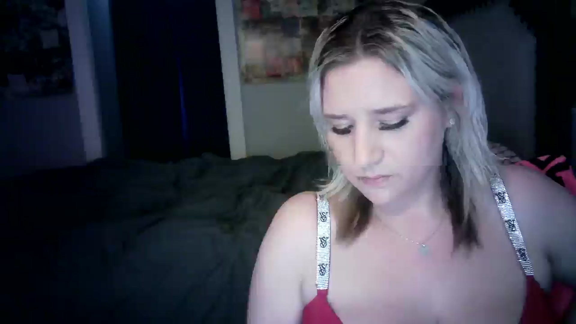 Gallery image thumbnail from LusciousLindz's myfreecams stream on, 05/27/2025, 16:16 image 2 of 20
