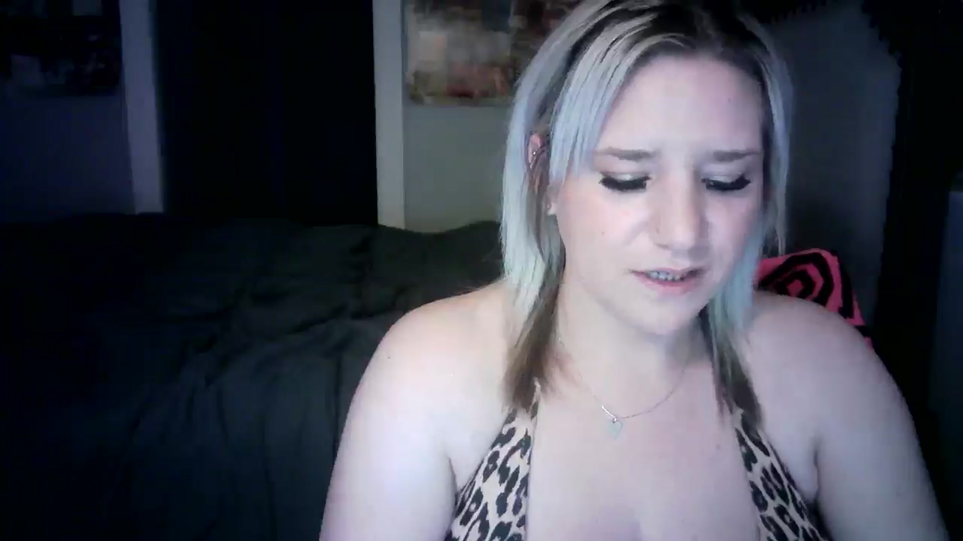 Gallery image thumbnail from LusciousLindz's myfreecams stream on, 05/29/2025, 18:47 image 13 of 20