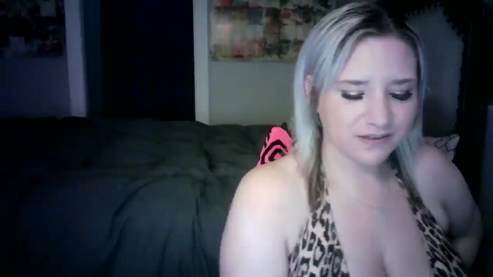 Gallery image thumbnail from LusciousLindz's myfreecams stream on, 05/30/2025, 14:26 image 18 of 20