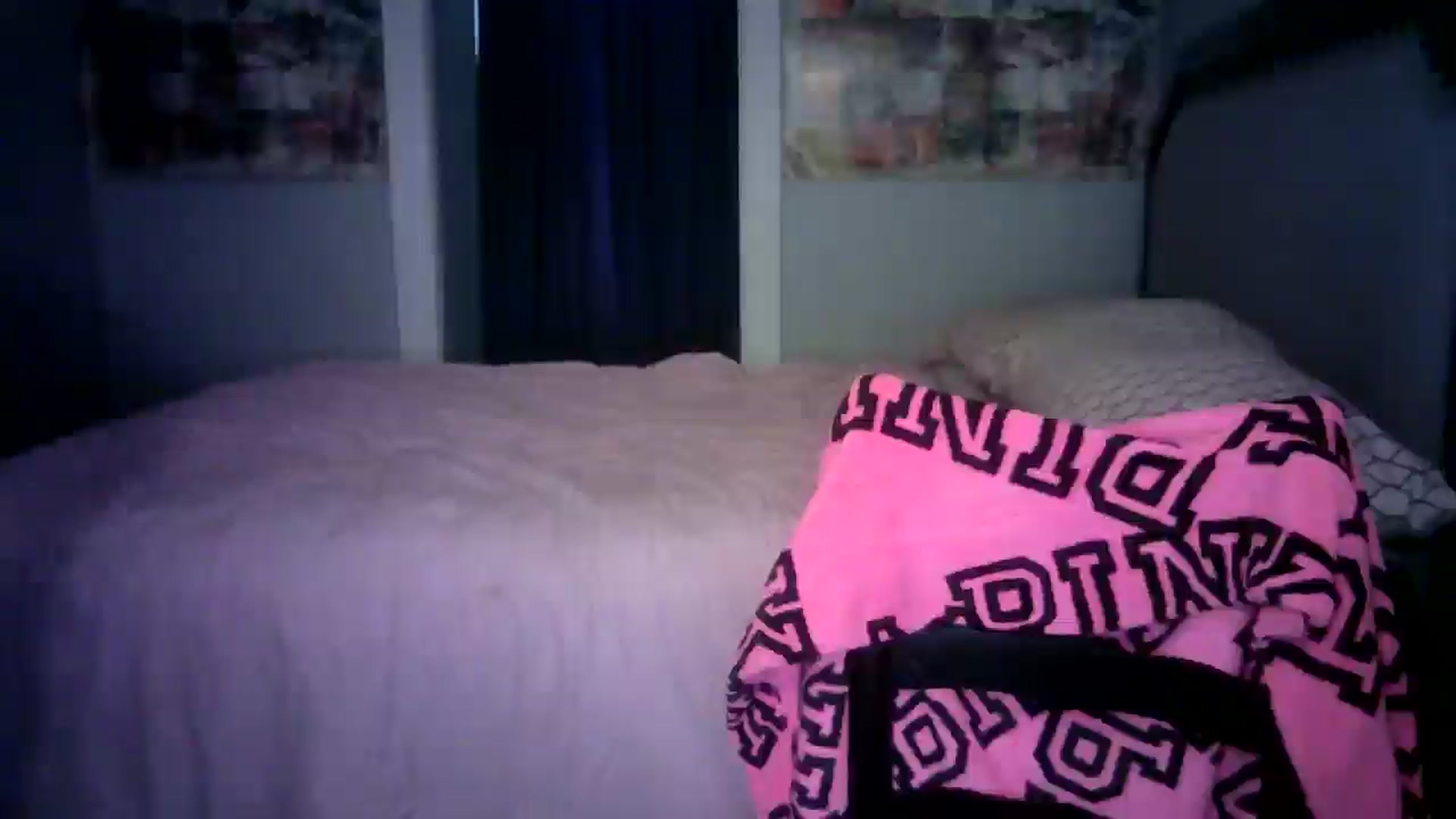Gallery image thumbnail from LusciousLindz's myfreecams stream on, 09/30/2025, 19:26 image 5 of 20