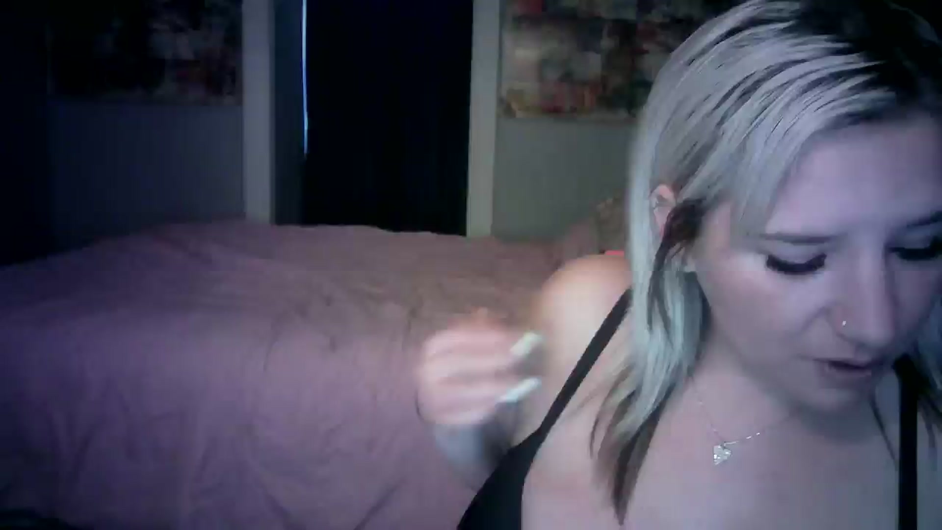 Gallery image thumbnail from LusciousLindz's myfreecams stream on, 10/11/2025, 17:43 image 1 of 20