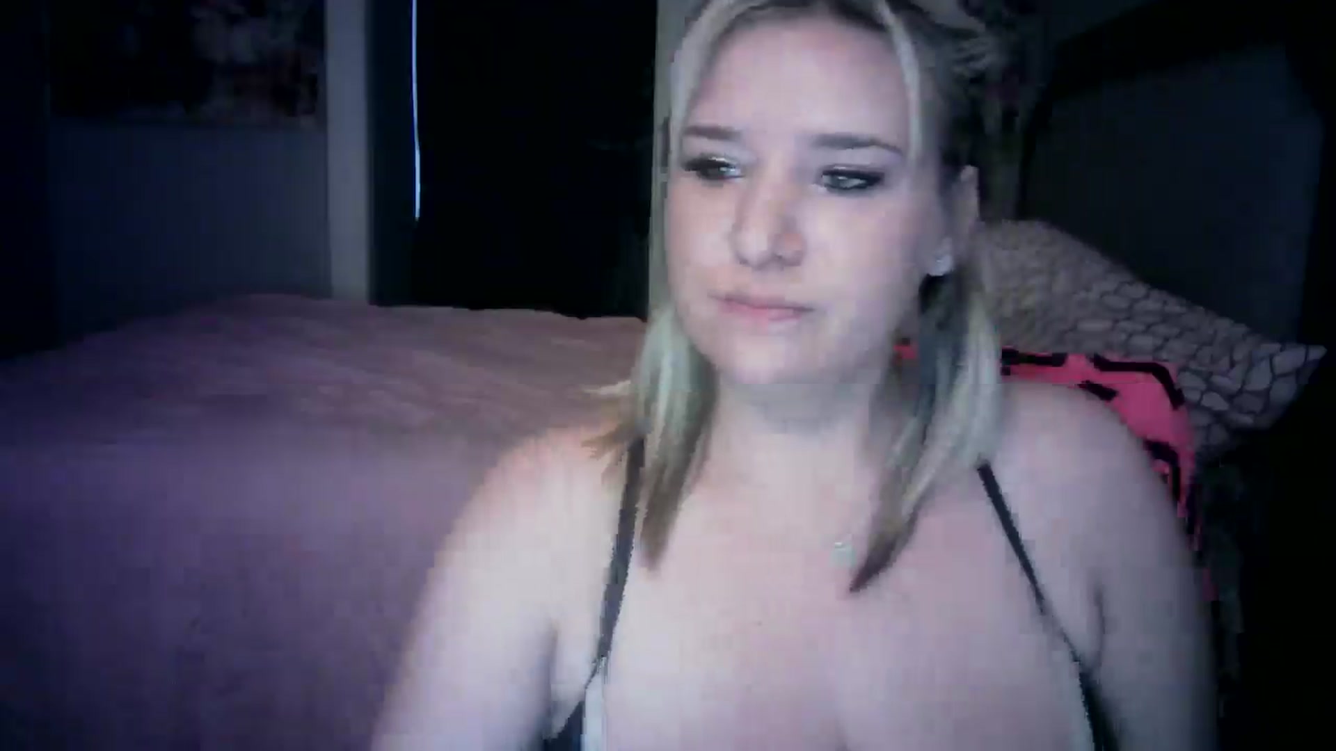 Gallery image thumbnail from LusciousLindz's myfreecams stream on, 10/12/2025, 17:44 image 12 of 20