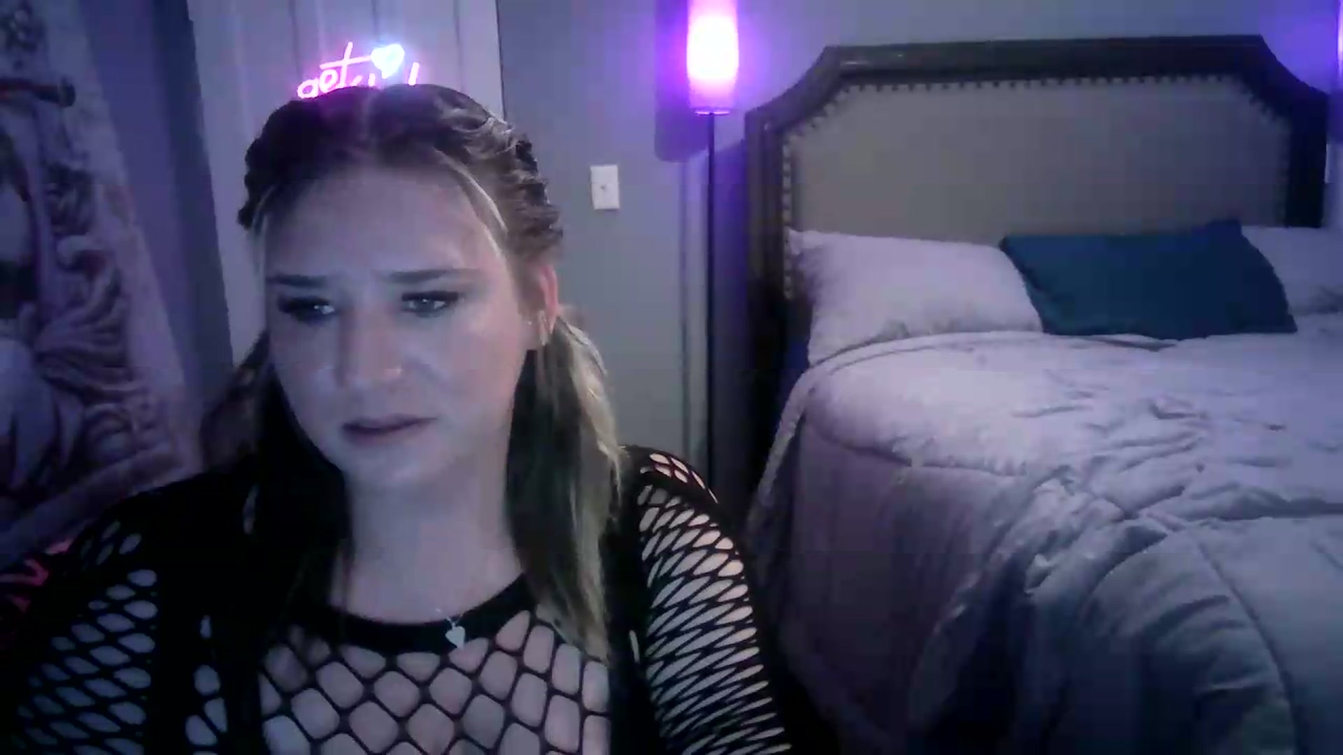 Gallery image thumbnail from LusciousLindz's myfreecams stream on, 06/11/2026, 15:35 image 20 of 20