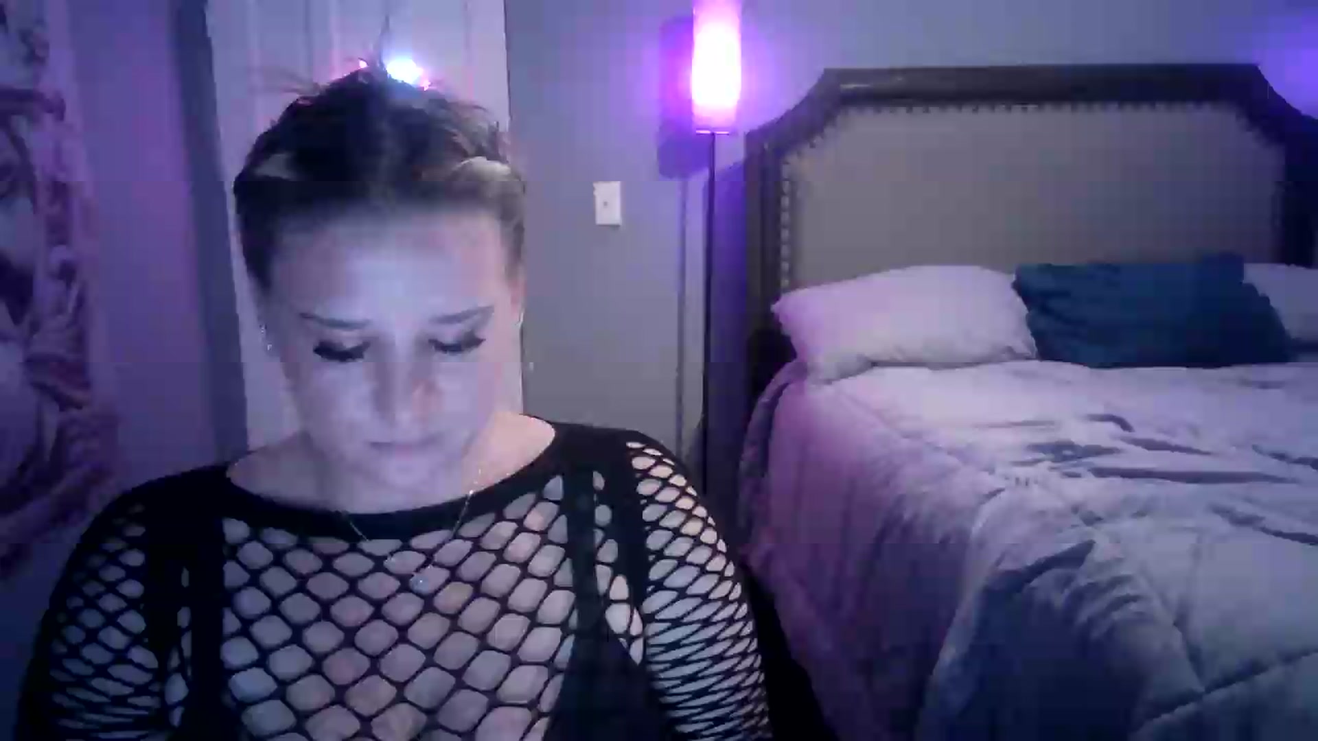 Gallery image thumbnail from LusciousLindz's myfreecams stream on, 06/15/2026, 14:26 image 19 of 20