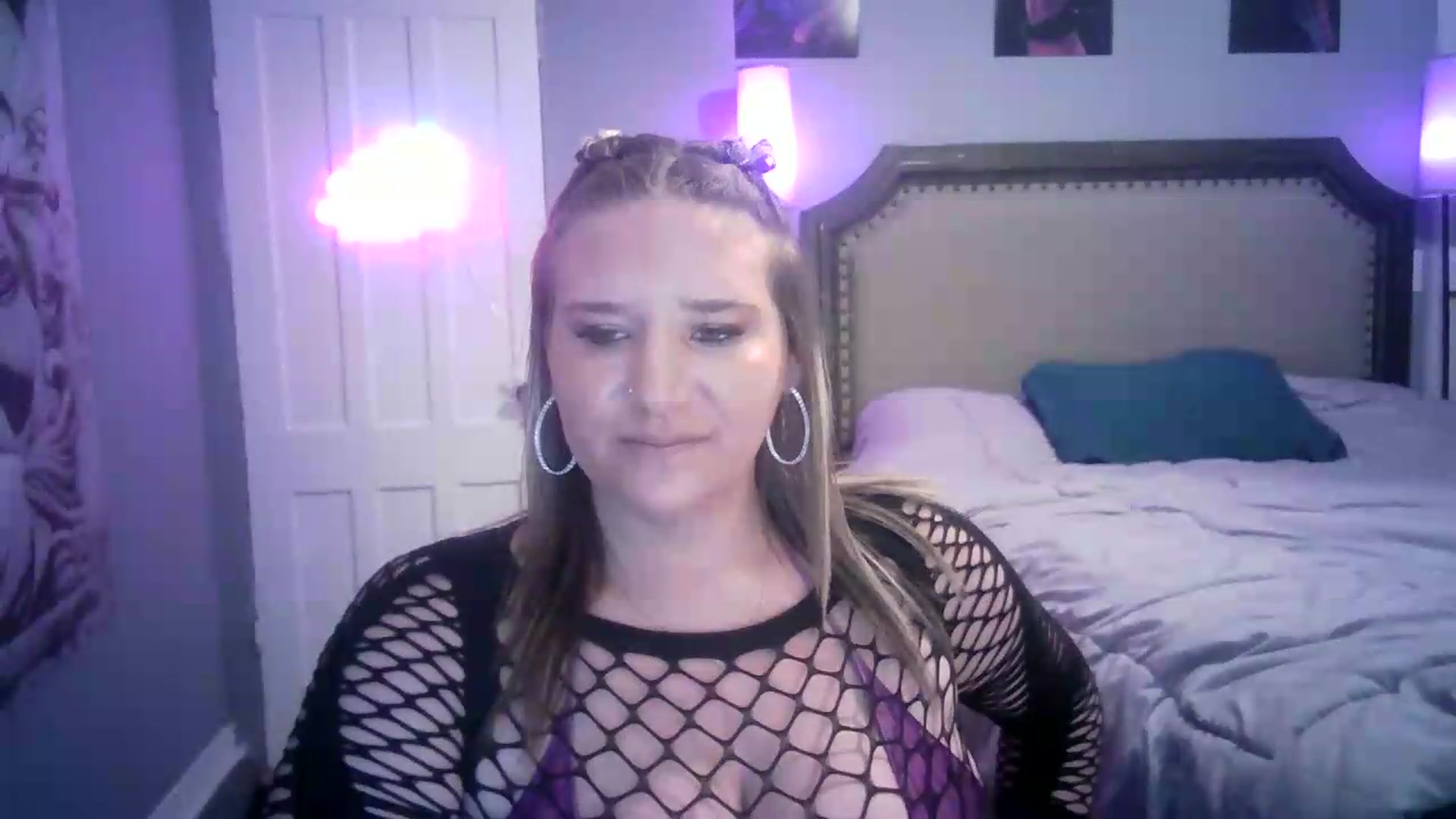 Gallery image thumbnail from LusciousLindz's myfreecams stream on, 07/14/2026, 02:42 image 15 of 20