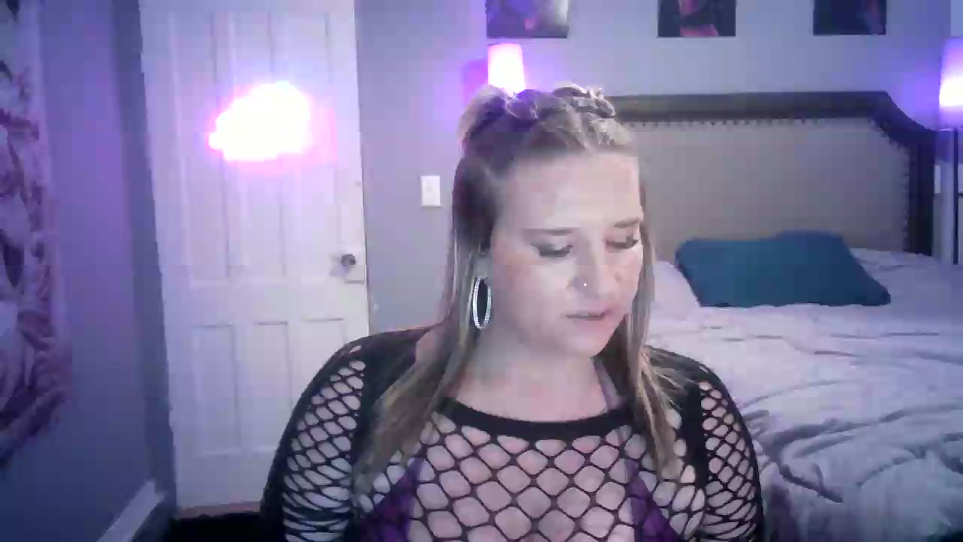 Gallery image thumbnail from LusciousLindz's myfreecams stream on, 07/14/2026, 02:42 image 20 of 20