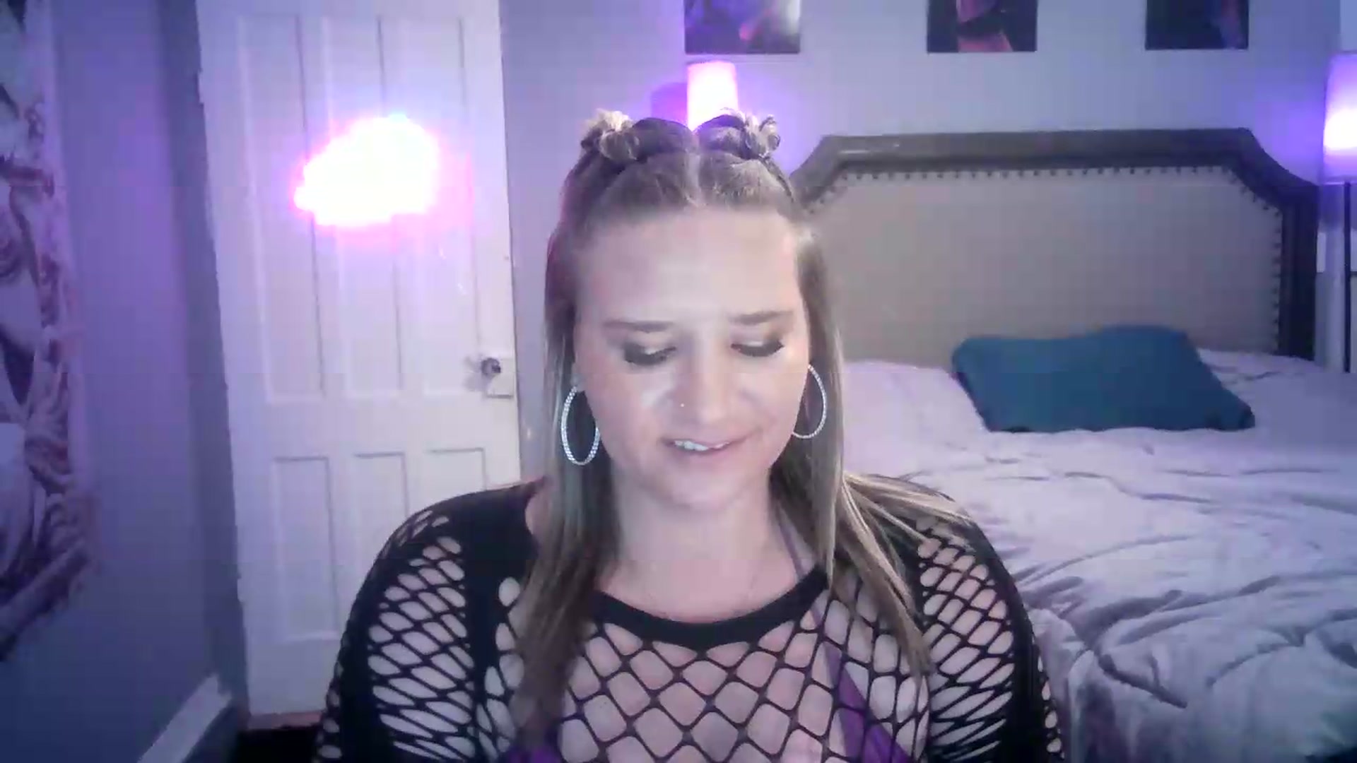 Gallery image thumbnail from LusciousLindz's myfreecams stream on, 07/14/2026, 02:42 image 16 of 20