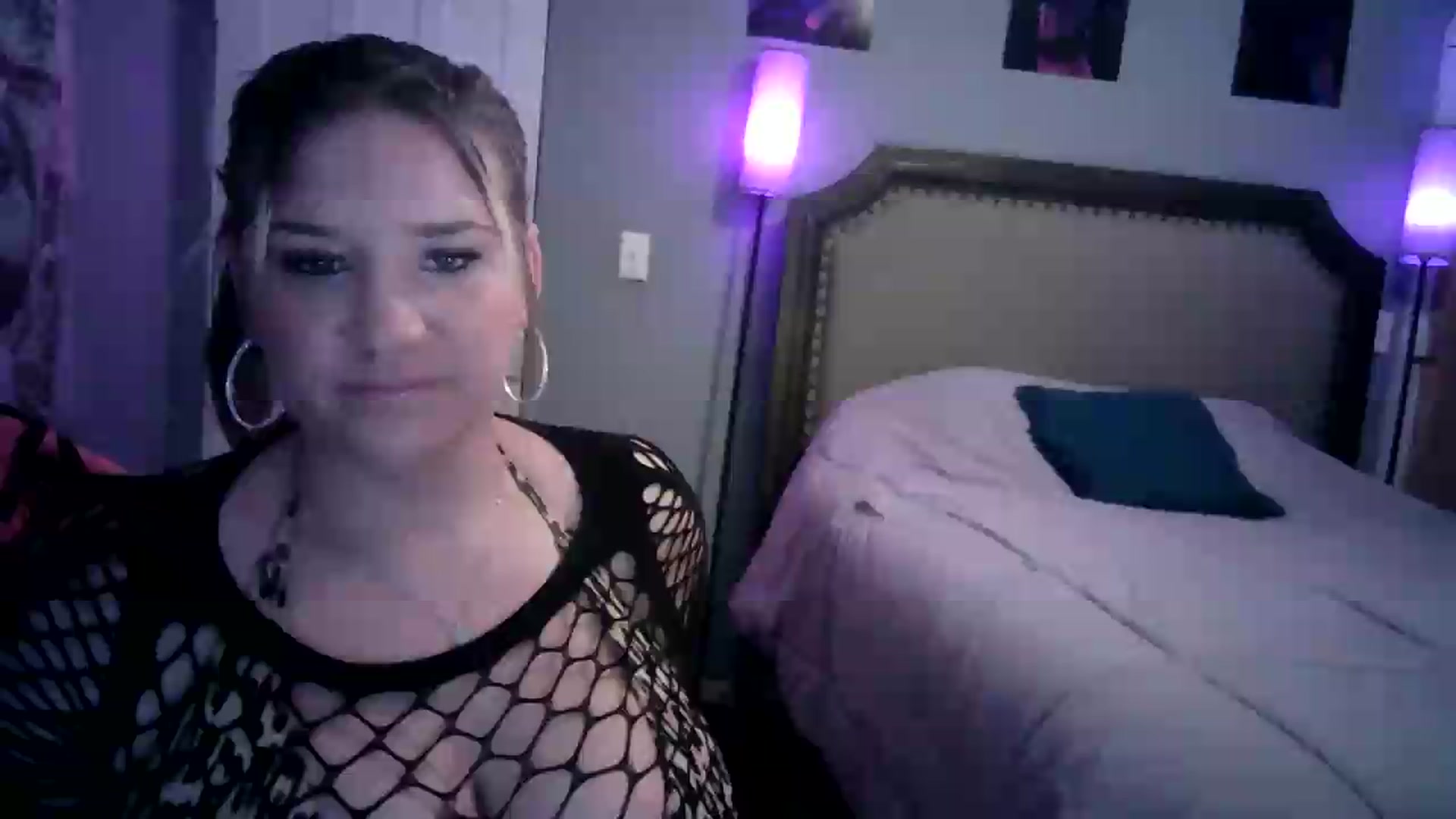 Gallery image thumbnail from LusciousLindz's myfreecams stream on, 07/26/2026, 23:34 image 18 of 20