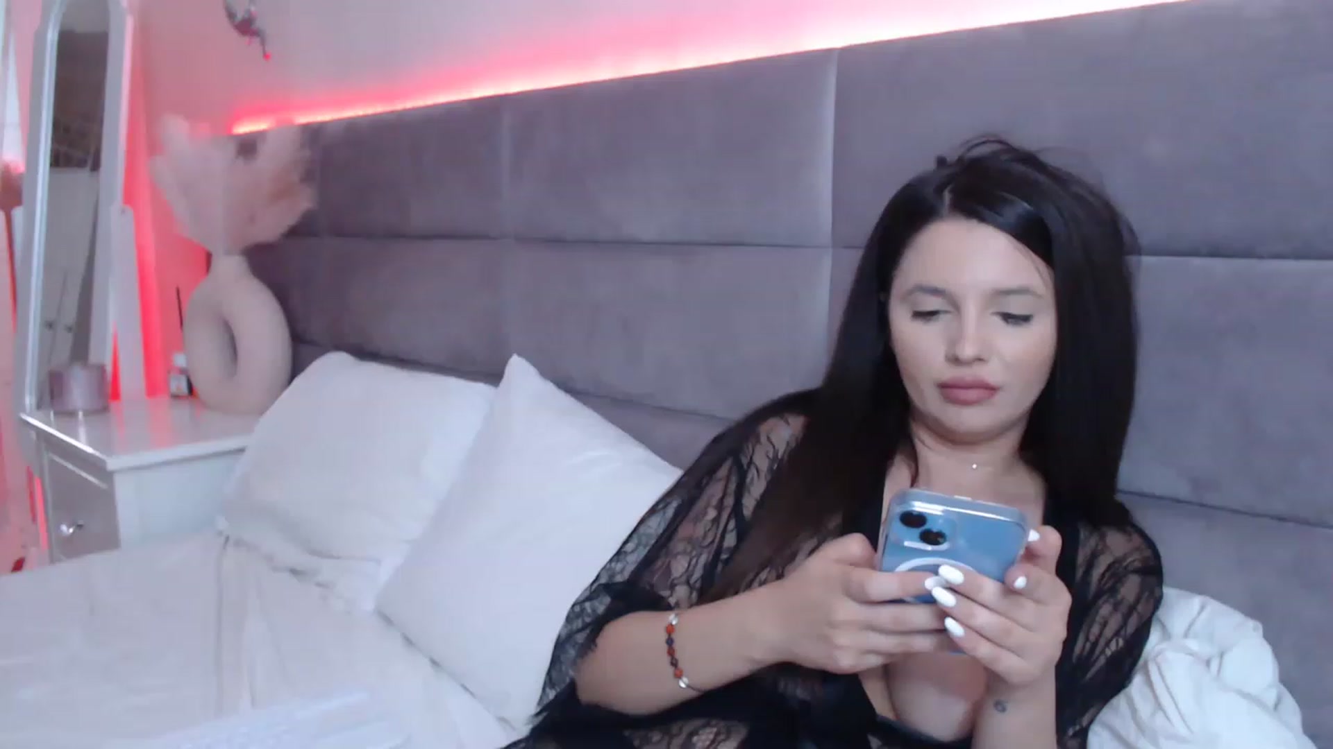 Gallery image thumbnail from Lusianne's myfreecams stream on, 07/30/2023, 03:03 image 19 of 20