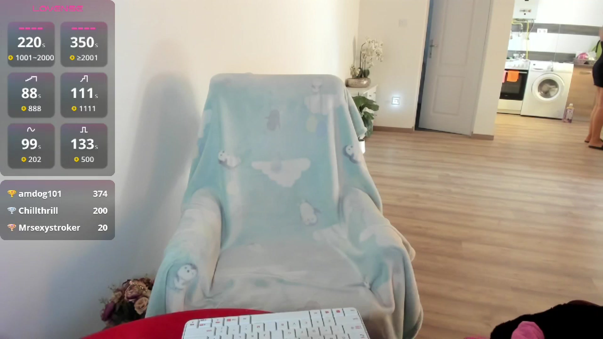 Gallery image thumbnail from Lust4Jen's myfreecams stream on, 08/19/2025, 08:23 image 8 of 20