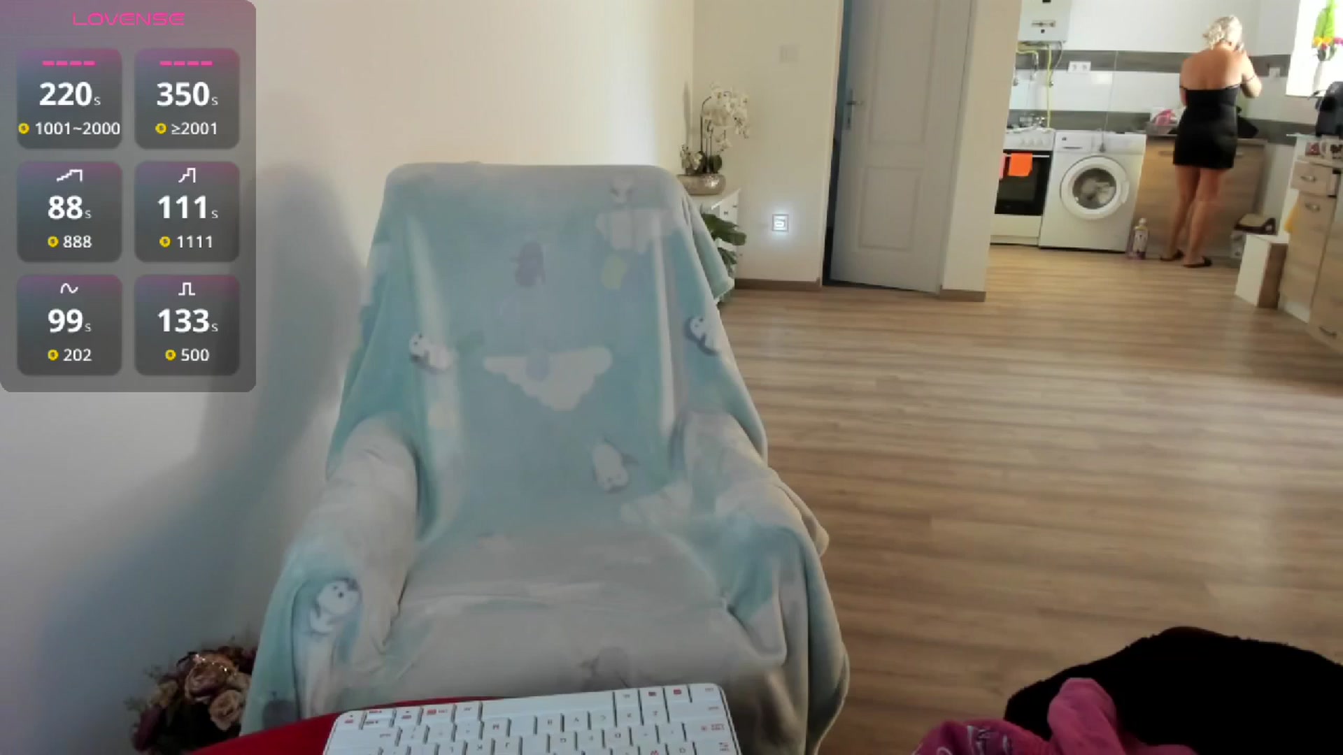 Gallery image thumbnail from Lust4Jen's myfreecams stream on, 08/19/2025, 10:18 image 1 of 20