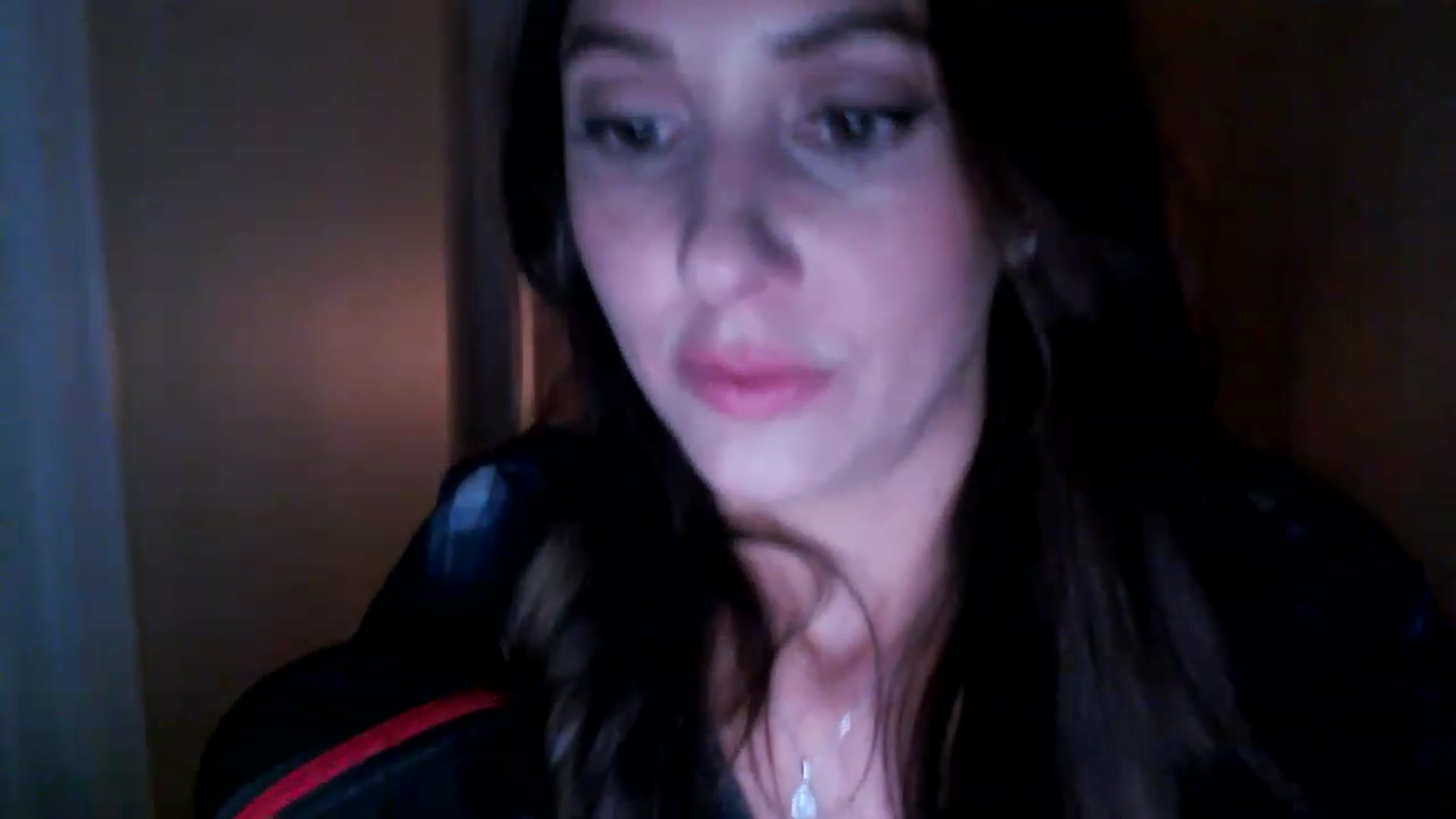 Gallery image thumbnail from Lust_4_Life's myfreecams stream on, 11/18/2022, 13:39 image 14 of 20
