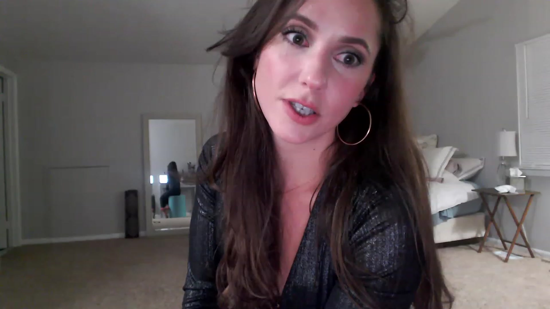 Gallery image thumbnail from Lust_4_Life's myfreecams stream on, 11/20/2022, 05:22 image 16 of 20