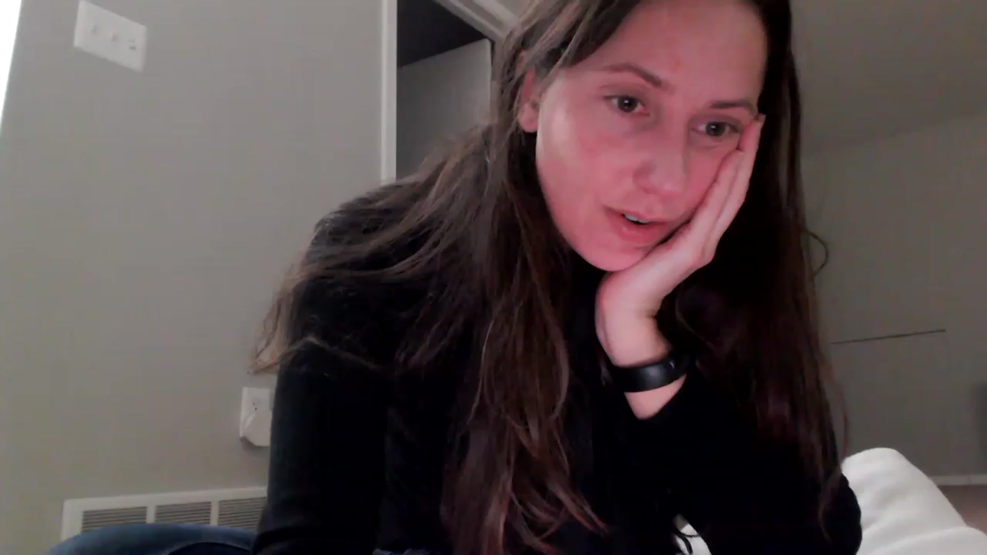 Gallery image thumbnail from Lust_4_Life's myfreecams stream on, 11/20/2022, 23:13 image 18 of 20