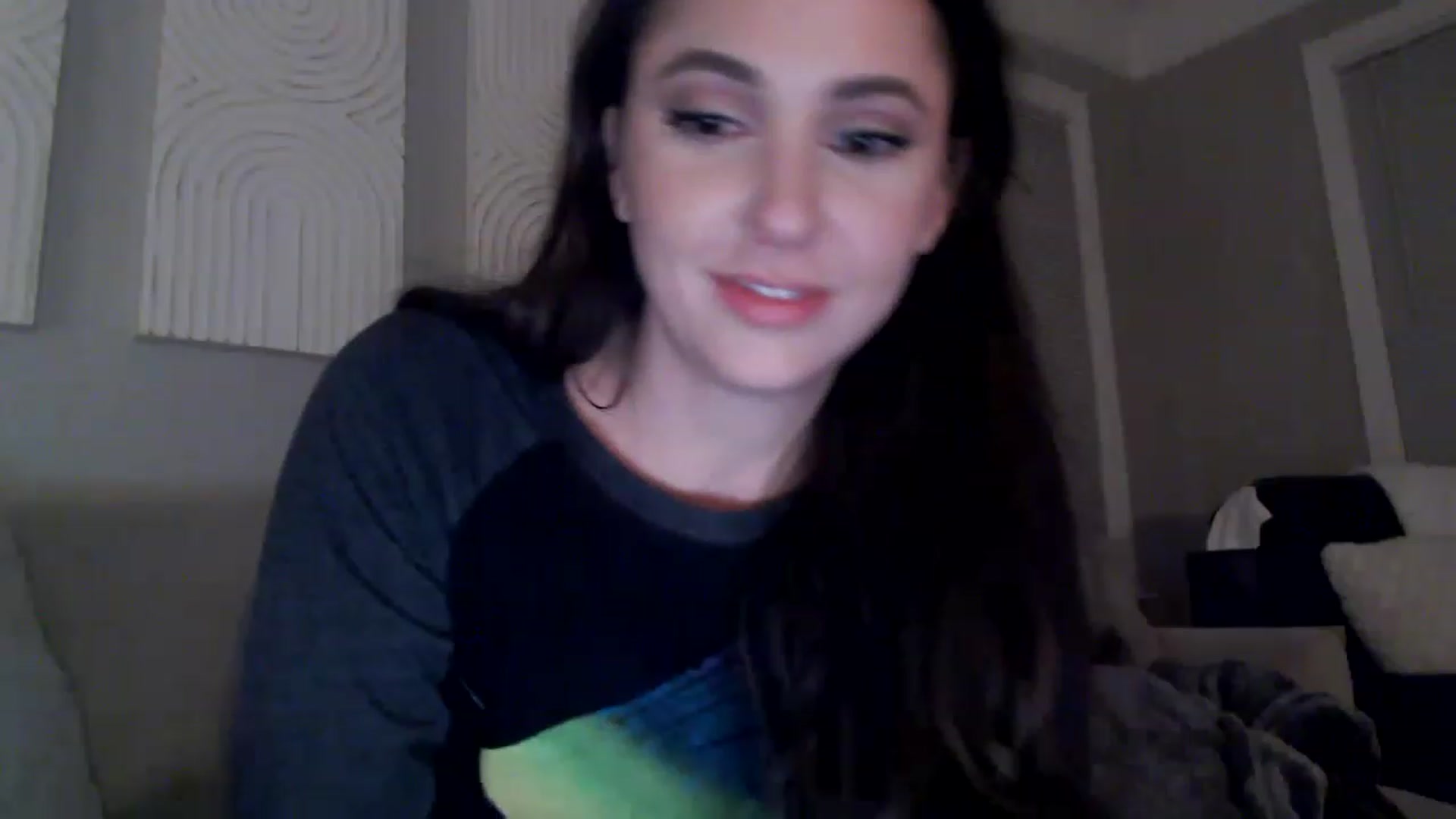 Gallery image thumbnail from Lust_4_Life's myfreecams stream on, 12/04/2022, 03:22 image 18 of 20