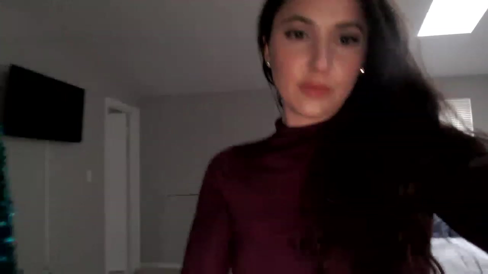 Gallery image thumbnail from Lust_4_Life's myfreecams stream on, 12/07/2022, 21:47 image 3 of 20