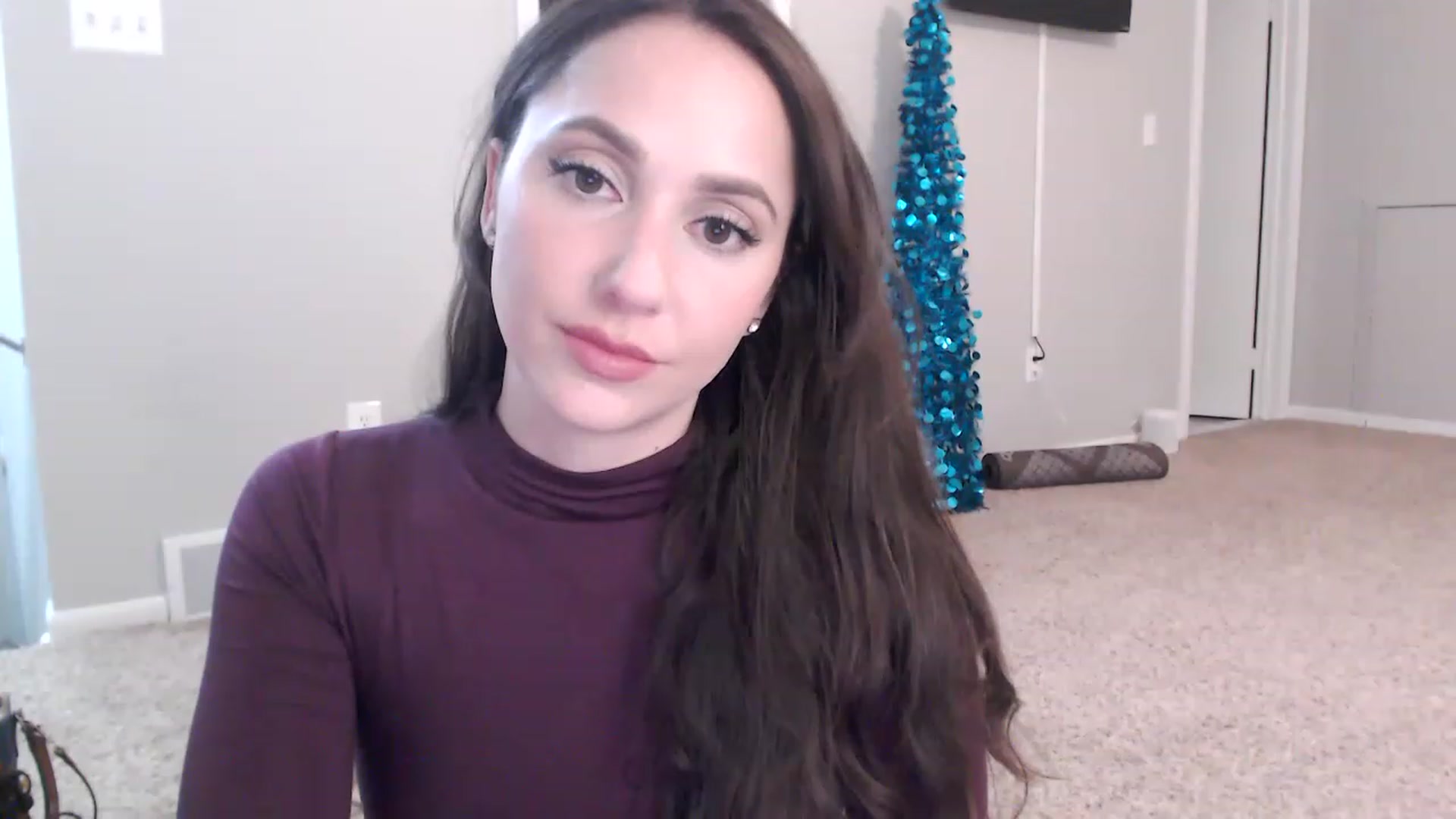 Gallery image thumbnail from Lust_4_Life's myfreecams stream on, 12/07/2022, 22:40 image 2 of 20