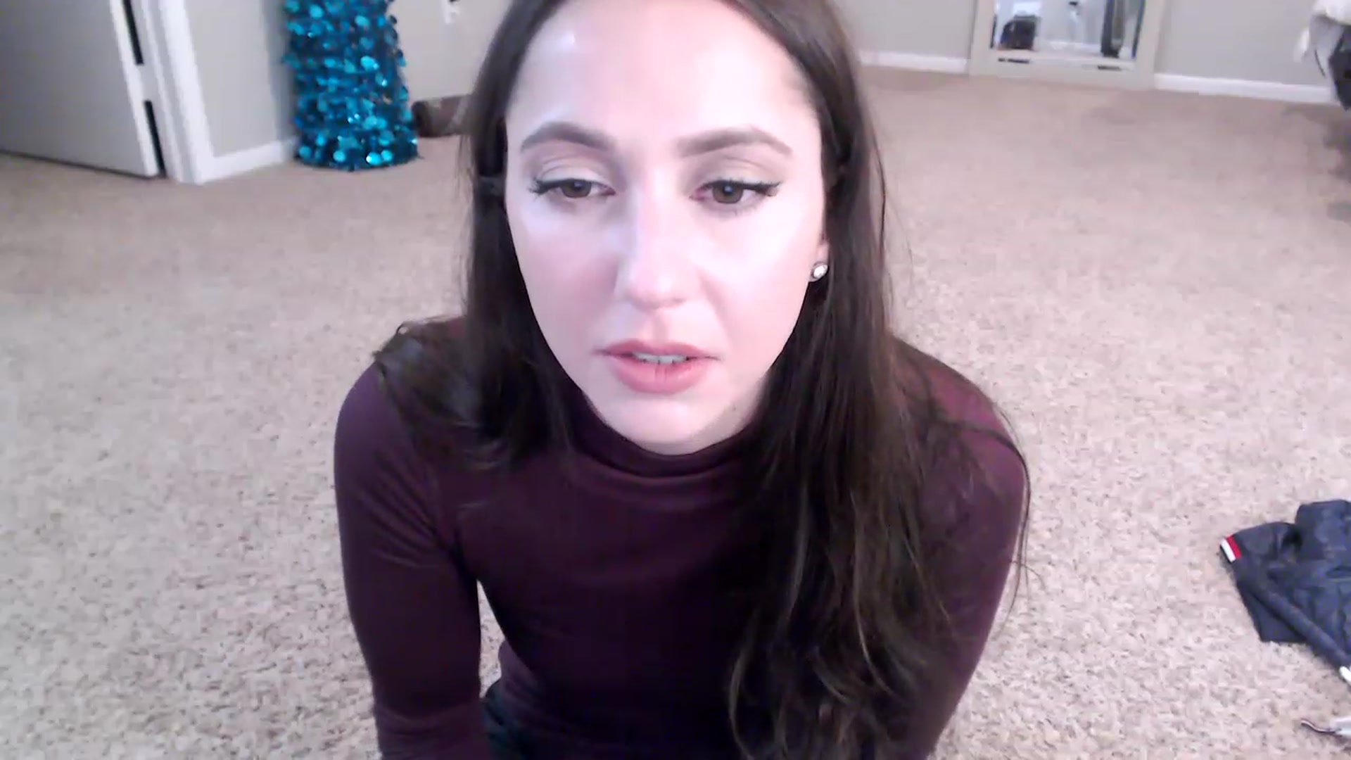 Gallery image thumbnail from Lust_4_Life's myfreecams stream on, 12/07/2022, 23:19 image 19 of 20