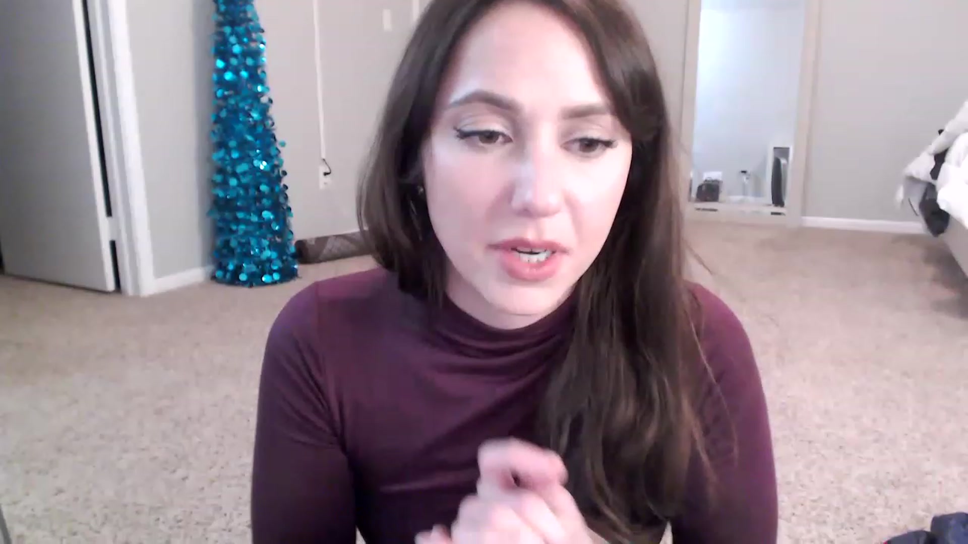 Gallery image thumbnail from Lust_4_Life's myfreecams stream on, 12/07/2022, 23:19 image 10 of 20