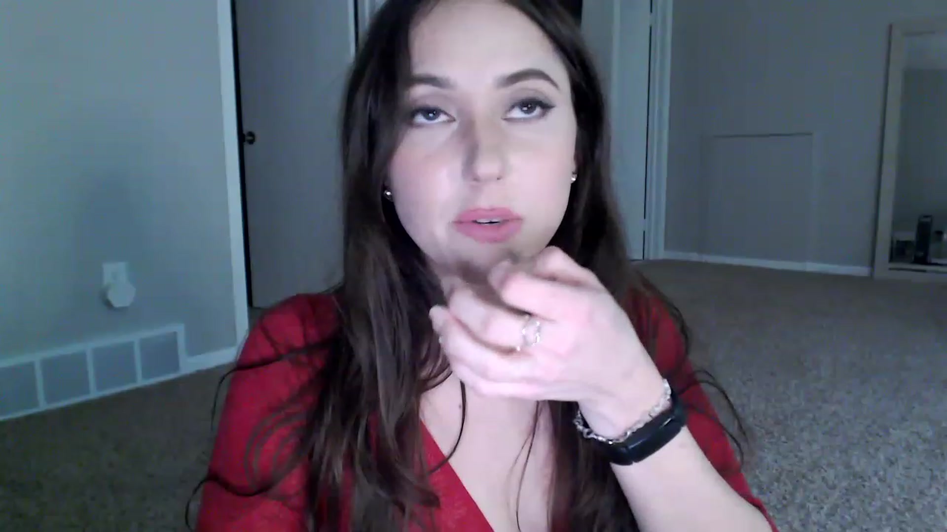 Gallery image thumbnail from Lust_4_Life's myfreecams stream on, 12/09/2022, 22:06 image 18 of 20