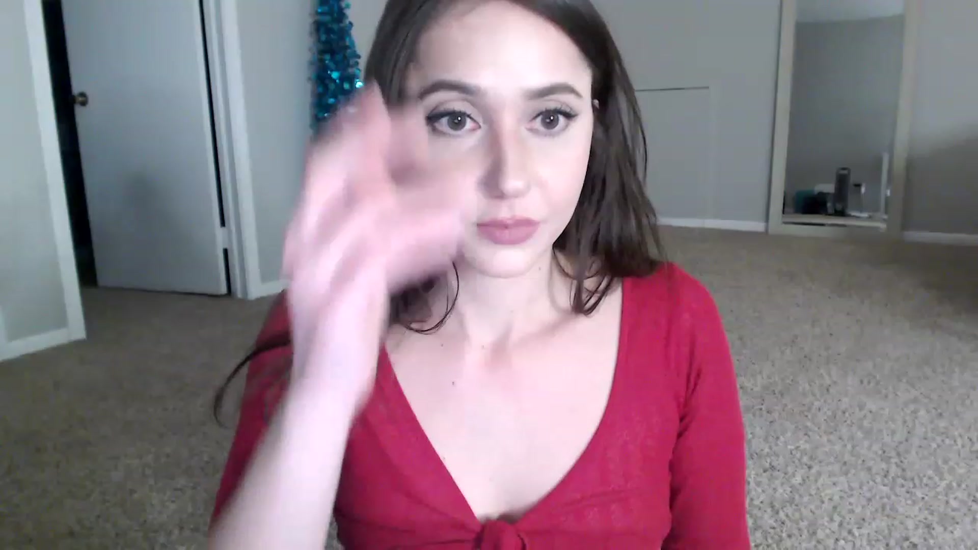 Gallery image thumbnail from Lust_4_Life's myfreecams stream on, 12/10/2022, 03:03 image 8 of 20