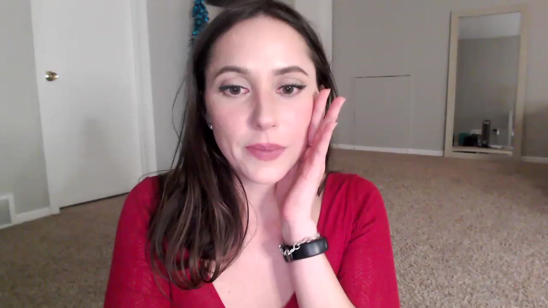 Gallery image thumbnail from Lust_4_Life's myfreecams stream on, 12/10/2022, 03:50 image 11 of 20