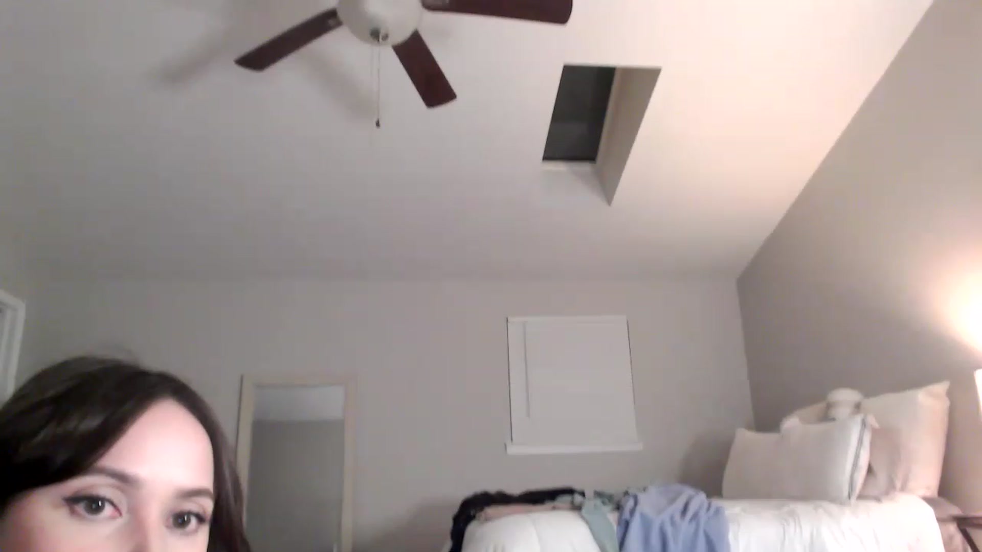 Gallery image thumbnail from Lust_4_Life's myfreecams stream on, 12/10/2022, 03:50 image 16 of 20
