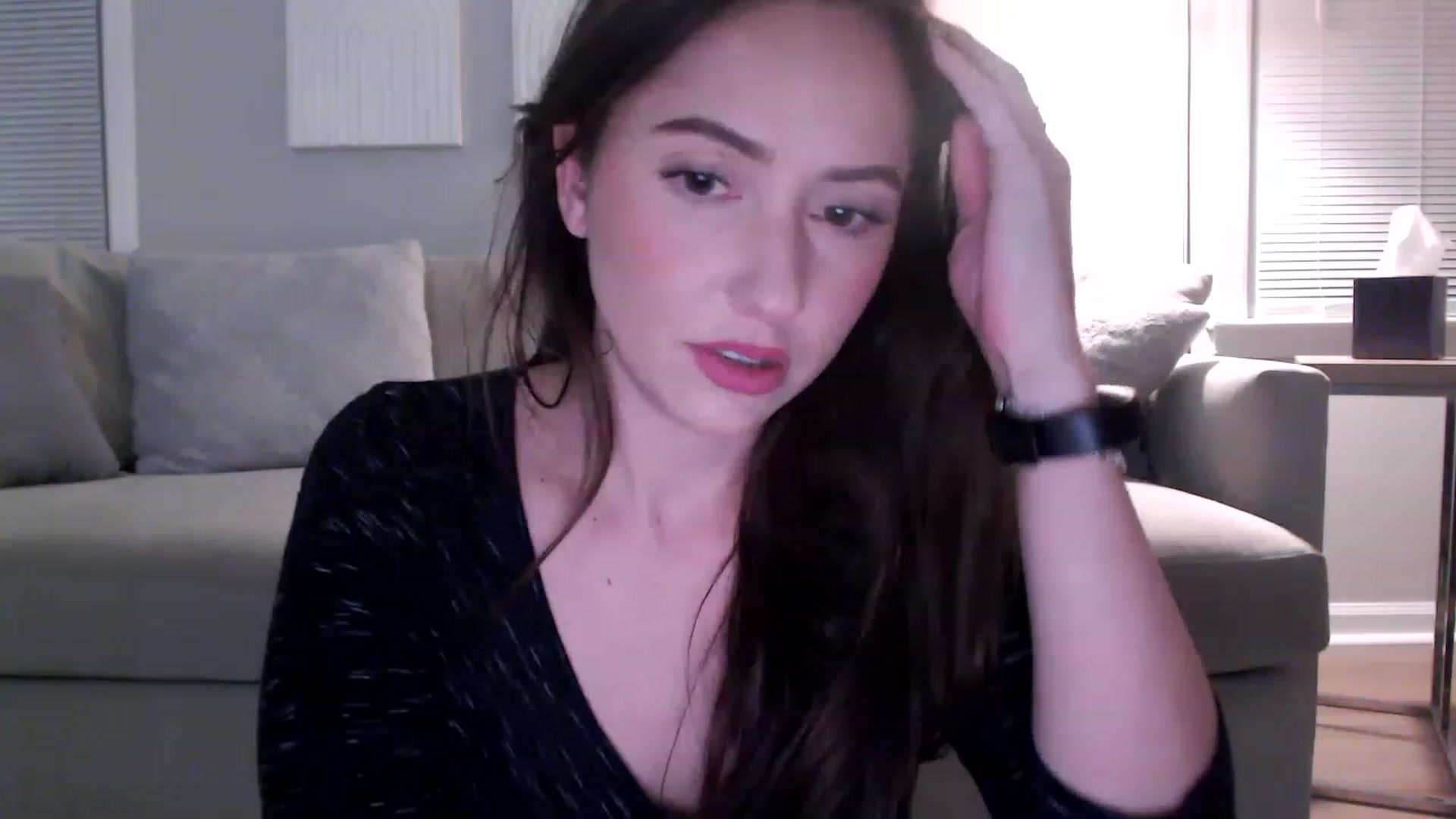 Gallery image thumbnail from Lust_4_Life's myfreecams stream on, 12/10/2022, 23:19 image 13 of 20