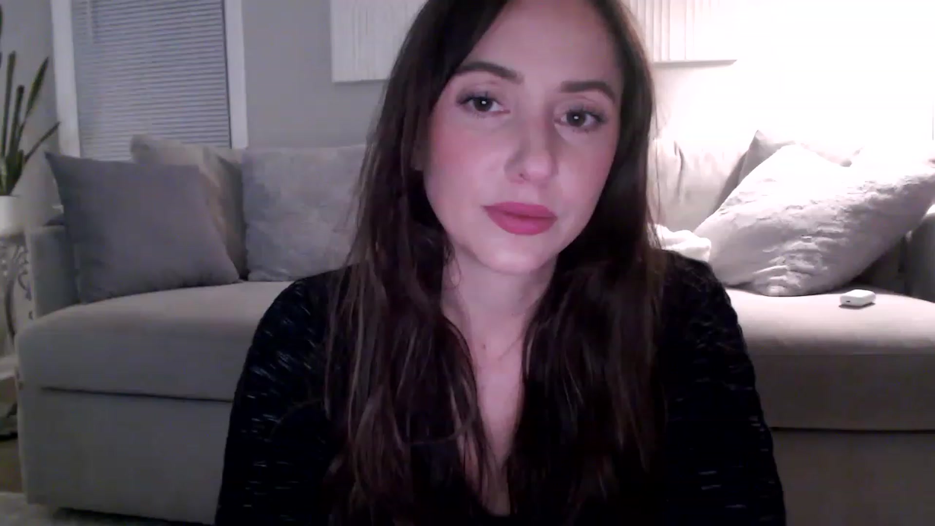 Gallery image thumbnail from Lust_4_Life's myfreecams stream on, 12/10/2022, 23:19 image 15 of 20