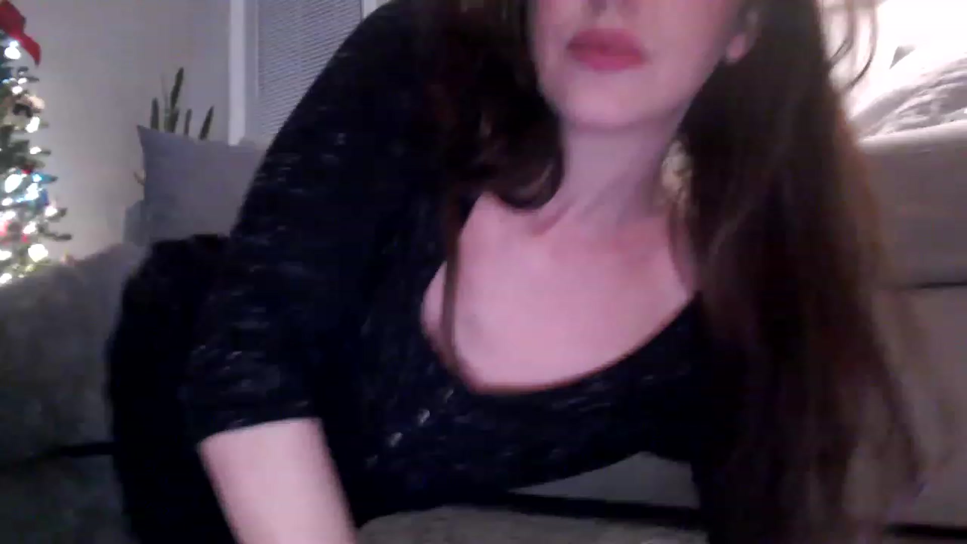 Gallery image thumbnail from Lust_4_Life's myfreecams stream on, 12/10/2022, 23:19 image 9 of 20